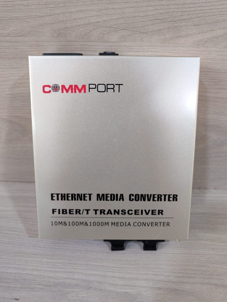 COMMPORT ETHERNET-MEDIA-CONVERTER-FIBER/T-TRANSCEIVER COMMPORT ETHERNET MEDIA CONVERTER FIBER/T TRANSCEIVER WITH FHILTY BOX 3