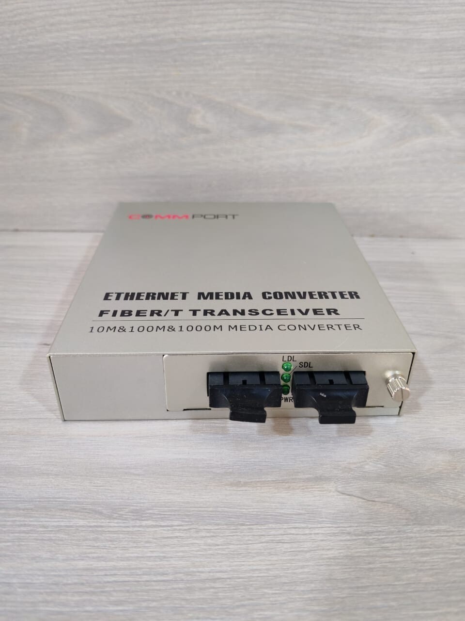 COMMPORT ETHERNET-MEDIA-CONVERTER-FIBER/T-TRANSCEIVER COMMPORT ETHERNET MEDIA CONVERTER FIBER/T TRANSCEIVER WITH FHILTY BOX 6