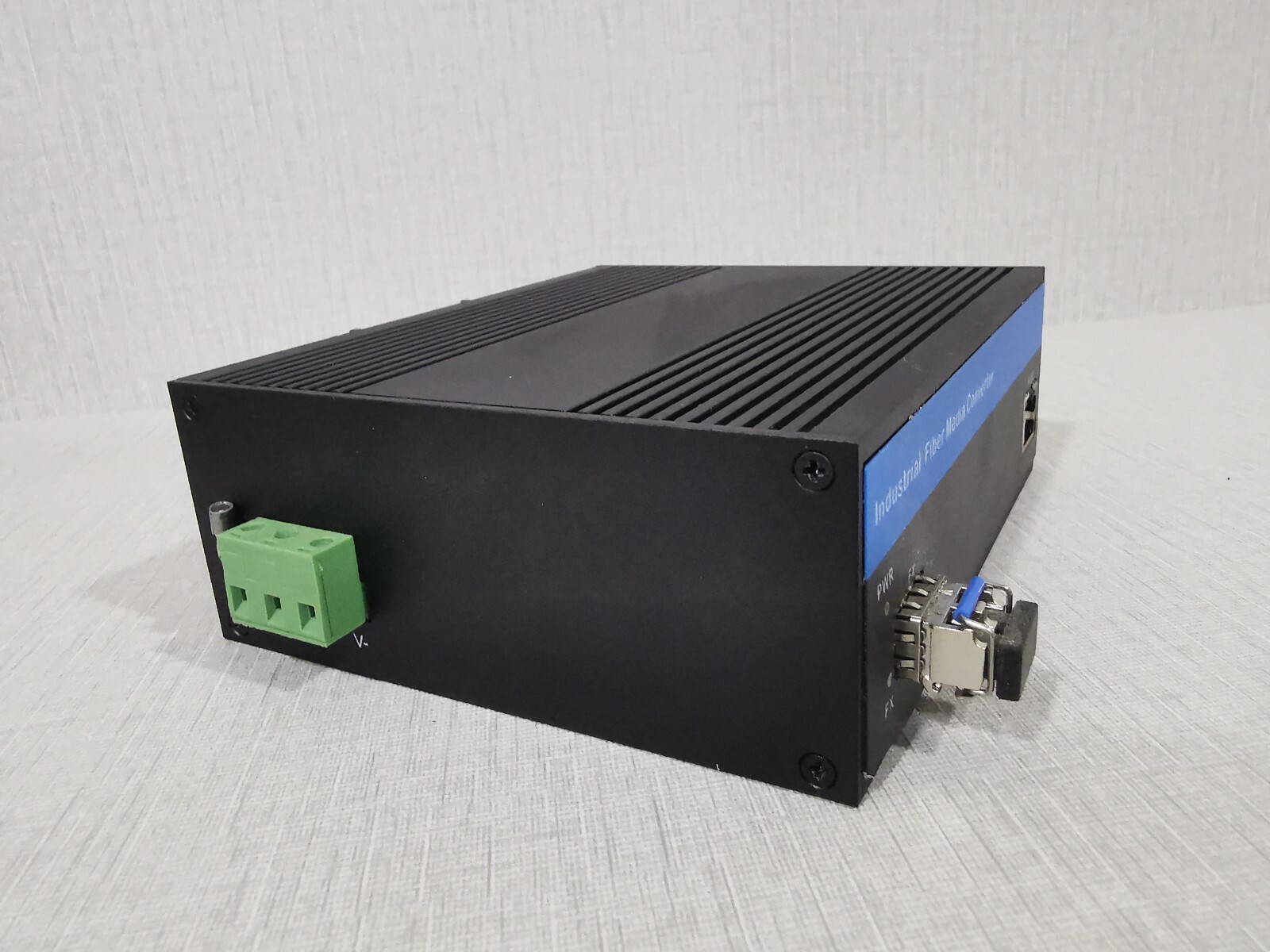 Unbranded CP-MCP-10/100-SM-LC Industrial PoE Fiber Media Converter CP-MCP-10/100-SM-LC 5