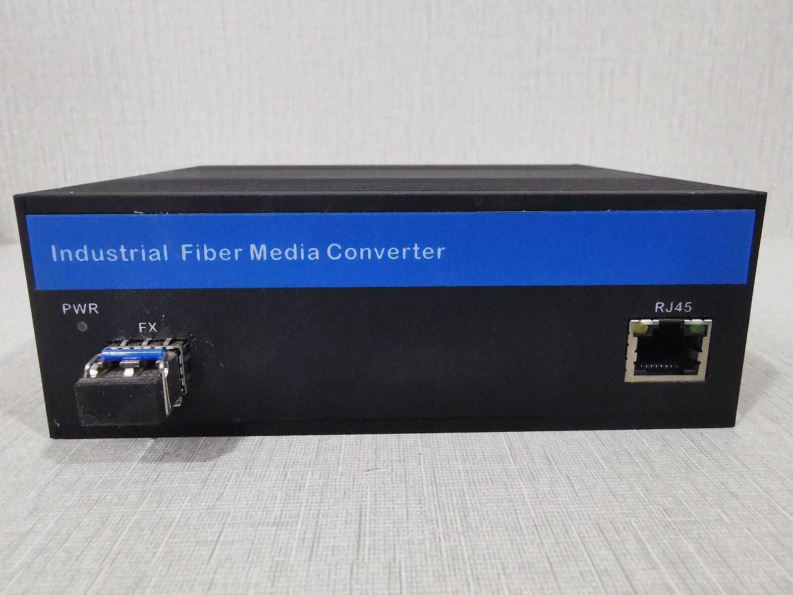 Industrial PoE Fiber Media Converter CP-MCP-10/100-SM-LC