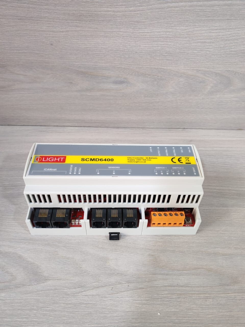 Ilight SCMD6400 ILight SCMD6400 DIN RAIL DALI CONTROLLER 64 BALLASTS 230V WITH FHILTY BOX 7