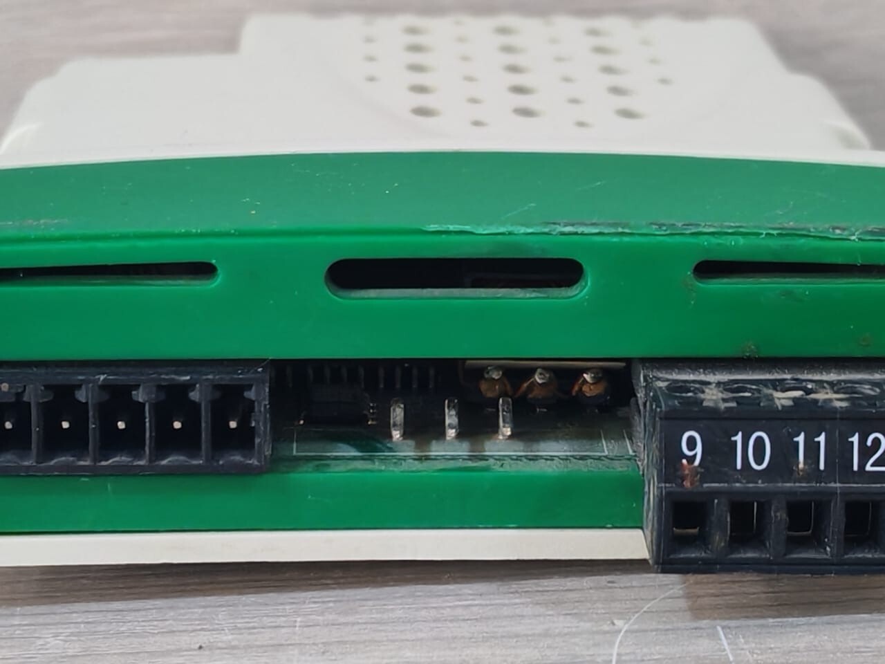 TNET STD046 TNET SM-Applications STD046 Control Techniques 4