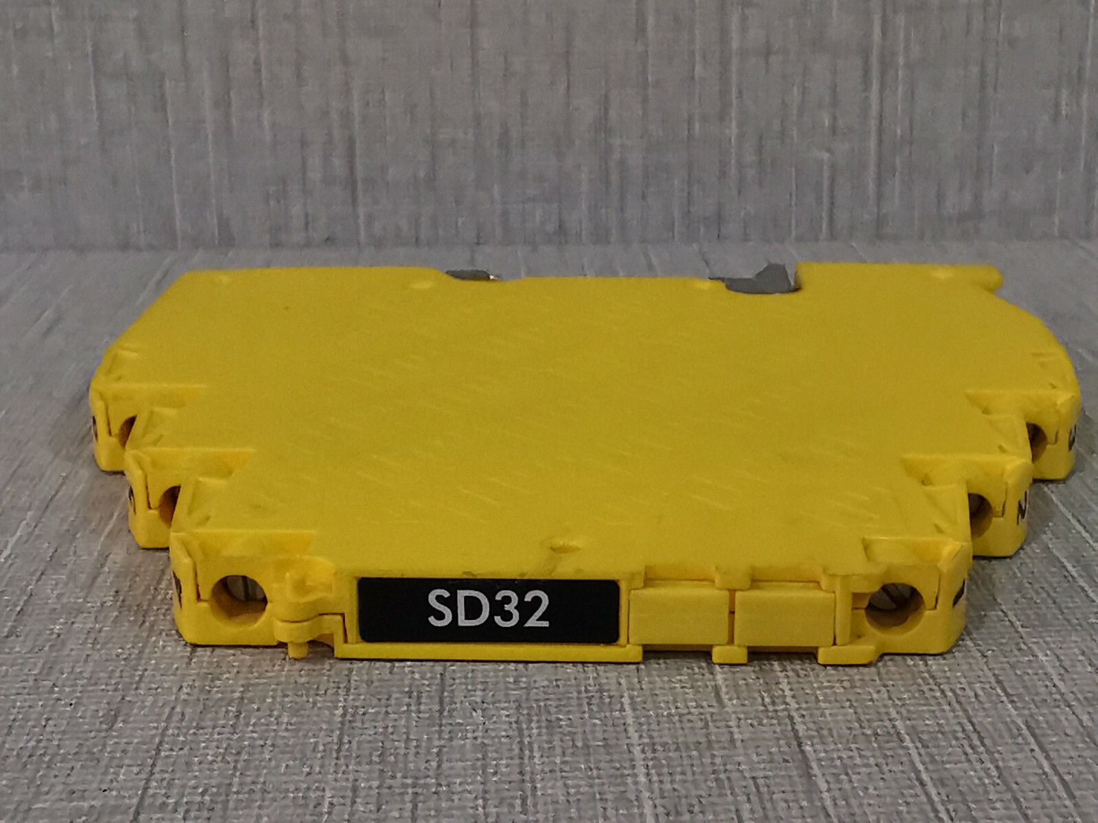 MTL SD32 Surge Protection Device