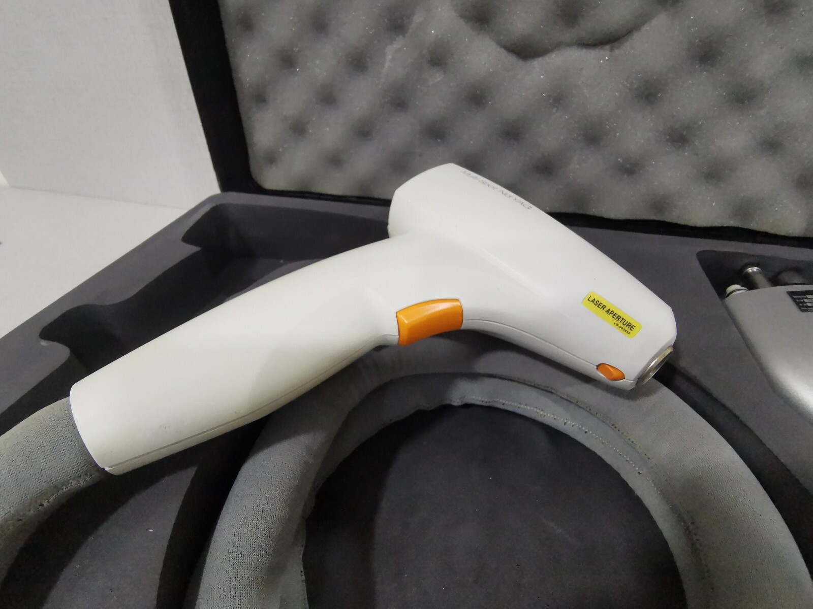 LUMENIS SA6570000 LUMENIS One Multi-spot YAG Laser Hair Removal Treatment Head SA6570000 2
