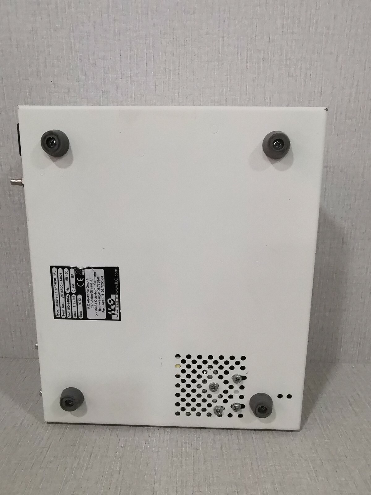 ILO XE50-ecoX TFT-USB PAL ILO XE50-ecoX TFT-USB PAL Compact System 100-240VAC 50/60Hz 8