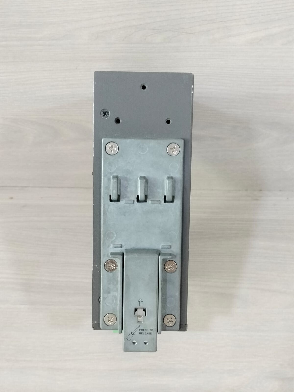 MOXA PT-508-SS-L MOXA PT-508 PowerTrans PT-508-SS-L Managed Switch IEC 61850 8