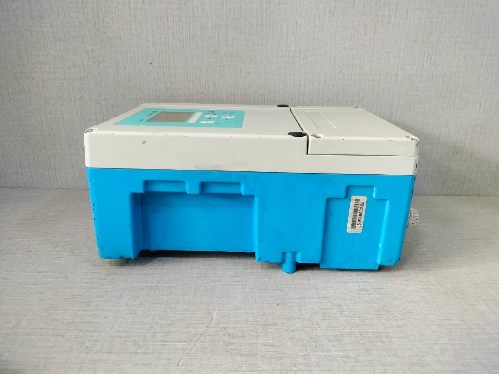 Endress+Hauser Liquisys-M CLM253-CD0510 Endress+Hauser Liquisys-M CLM253-CD0510 CONDUCTIVITY TRANSMITTER 8