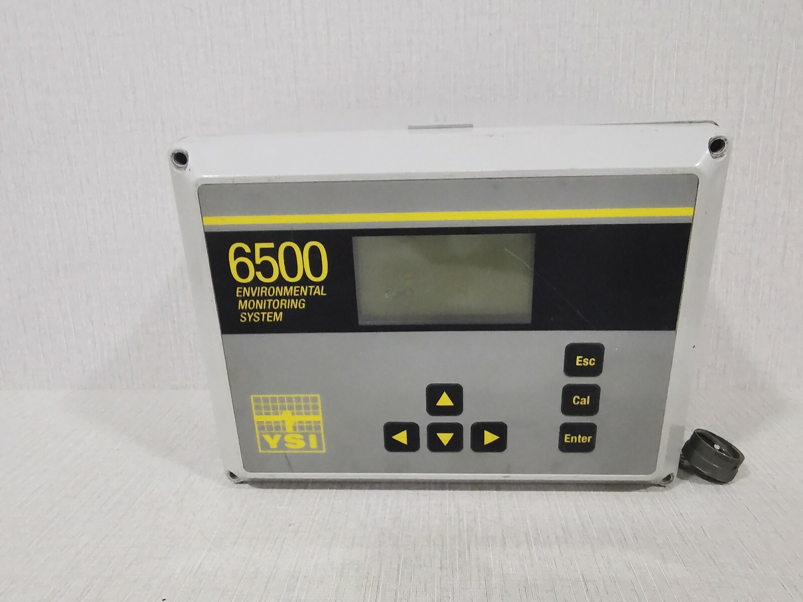 YSI 6500 YSI 6500 ENVIRONMENTAL MONITORING SYSTEM 100-240VAC/ 2.0A,50/60Hz 2
