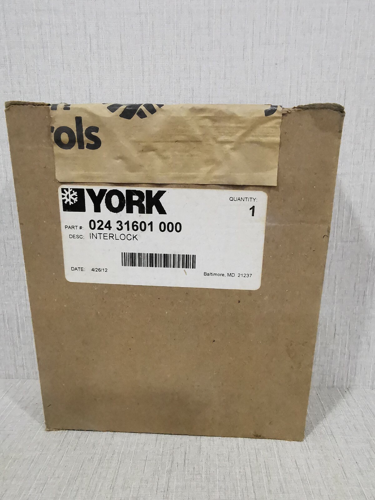 YORK 024 31601 000 INTERLOCK