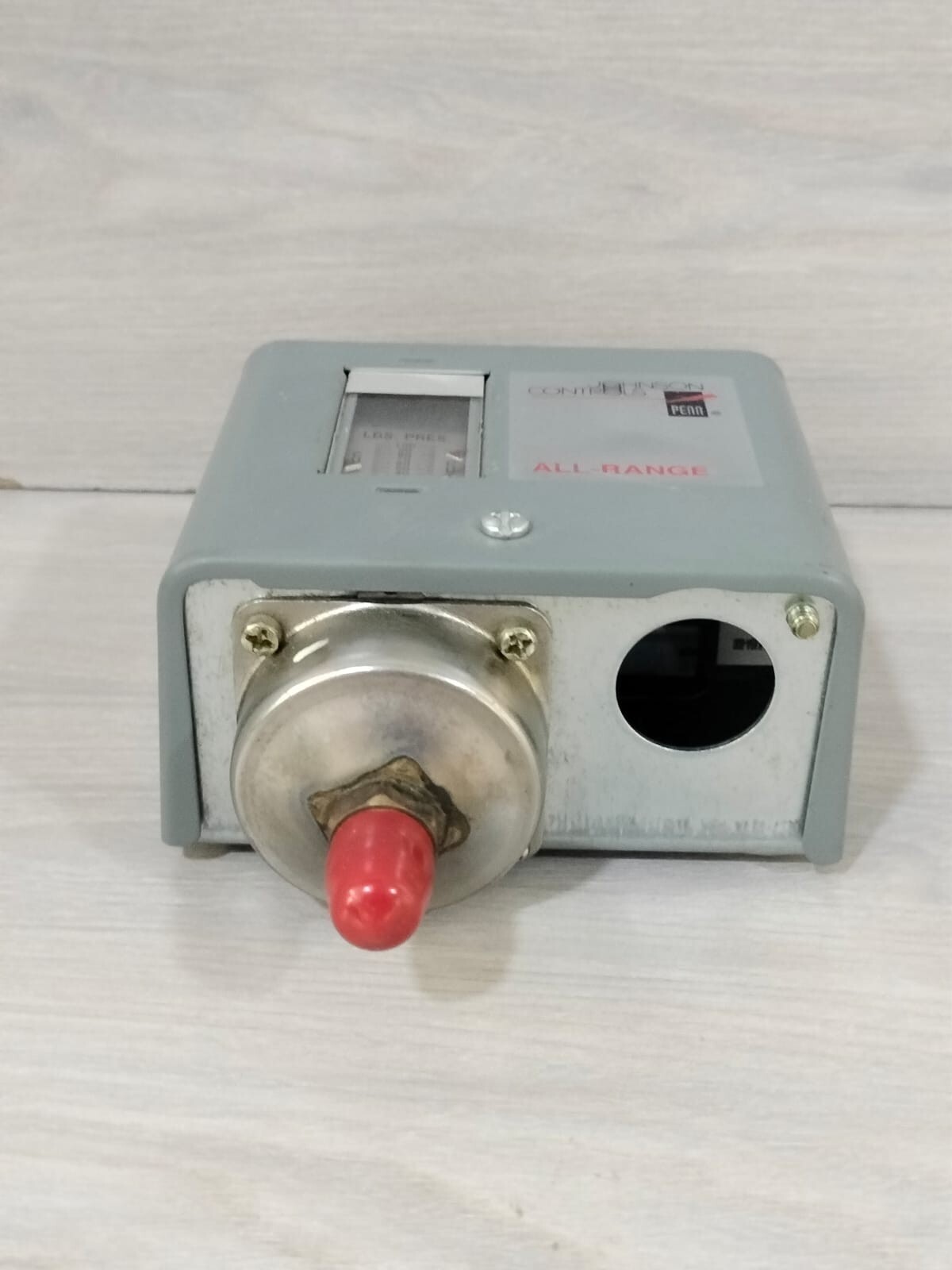 Johnson Controls PENN 025-17027-003 JOHNSON CONTROLS P70GA-22 PENN 025-17027-003 PRESSURE CONTROL 3