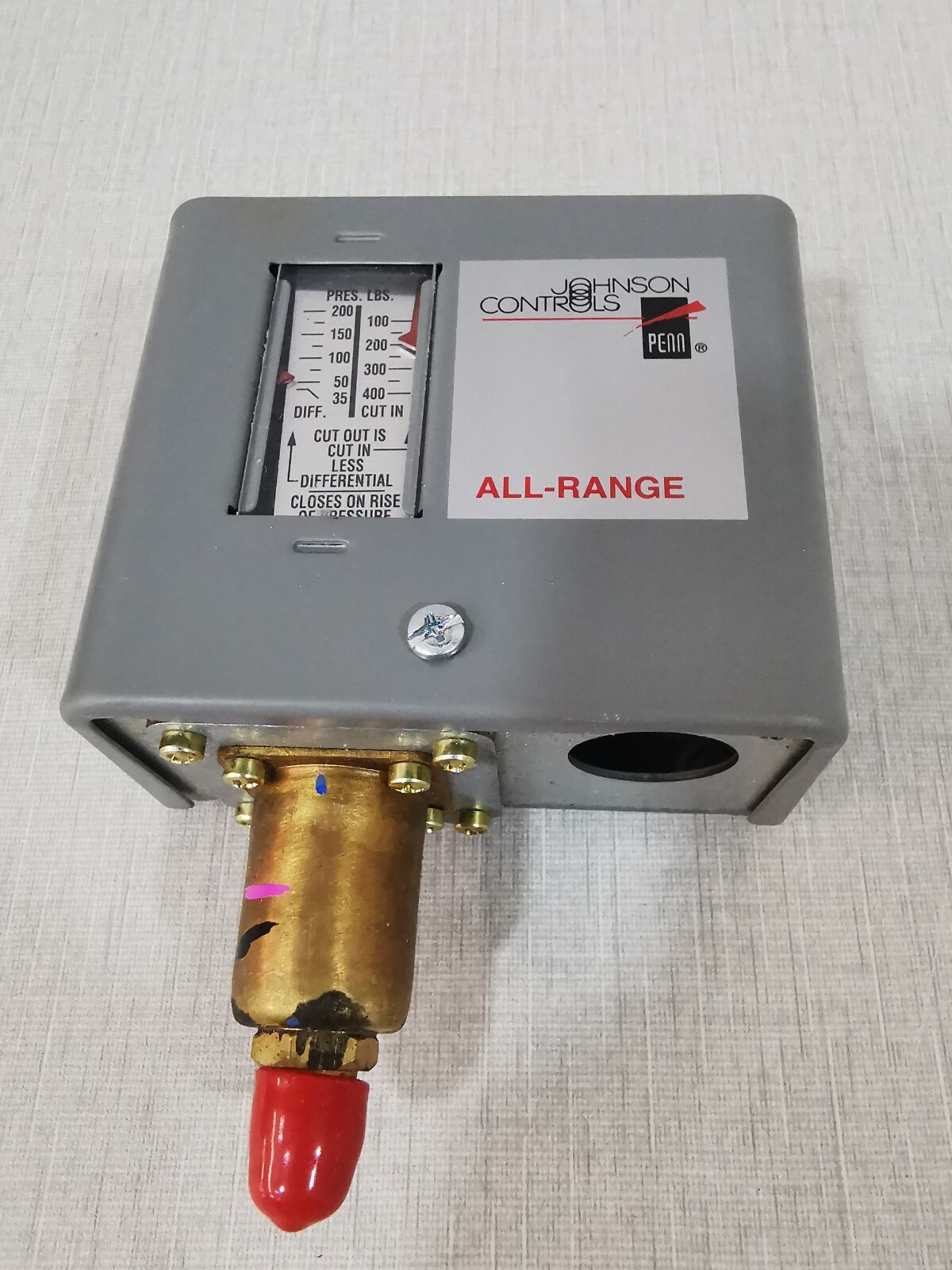 Johnson Controls P170AA-118 Johnson Controls P170AA-118 ALL RANGE PRESSURE CONTROL UNIT 2