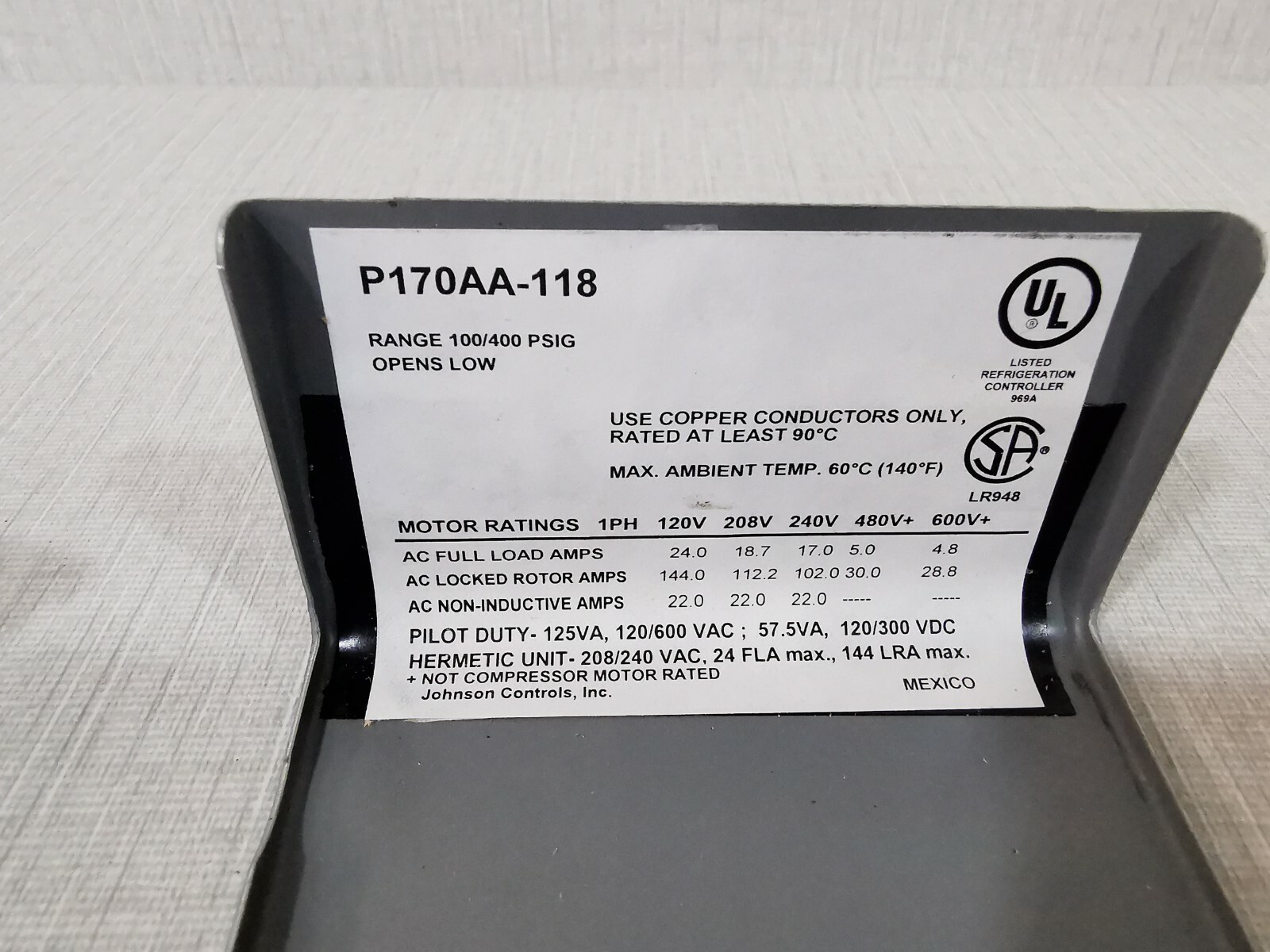 Johnson Controls P170AA-118 Johnson Controls P170AA-118 ALL RANGE PRESSURE CONTROL UNIT 5