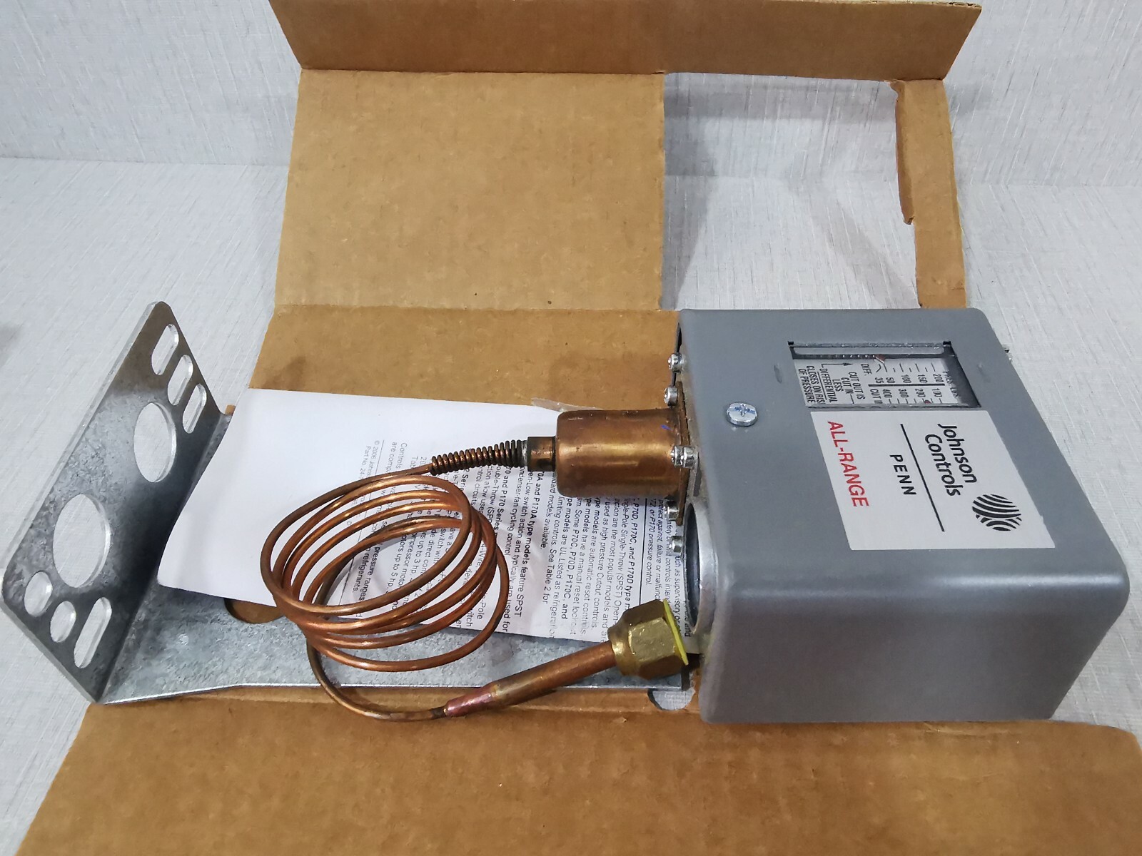 Johnson Controls P72AA-27 ALL RANGE PRESSURE CONTROL UNIT
