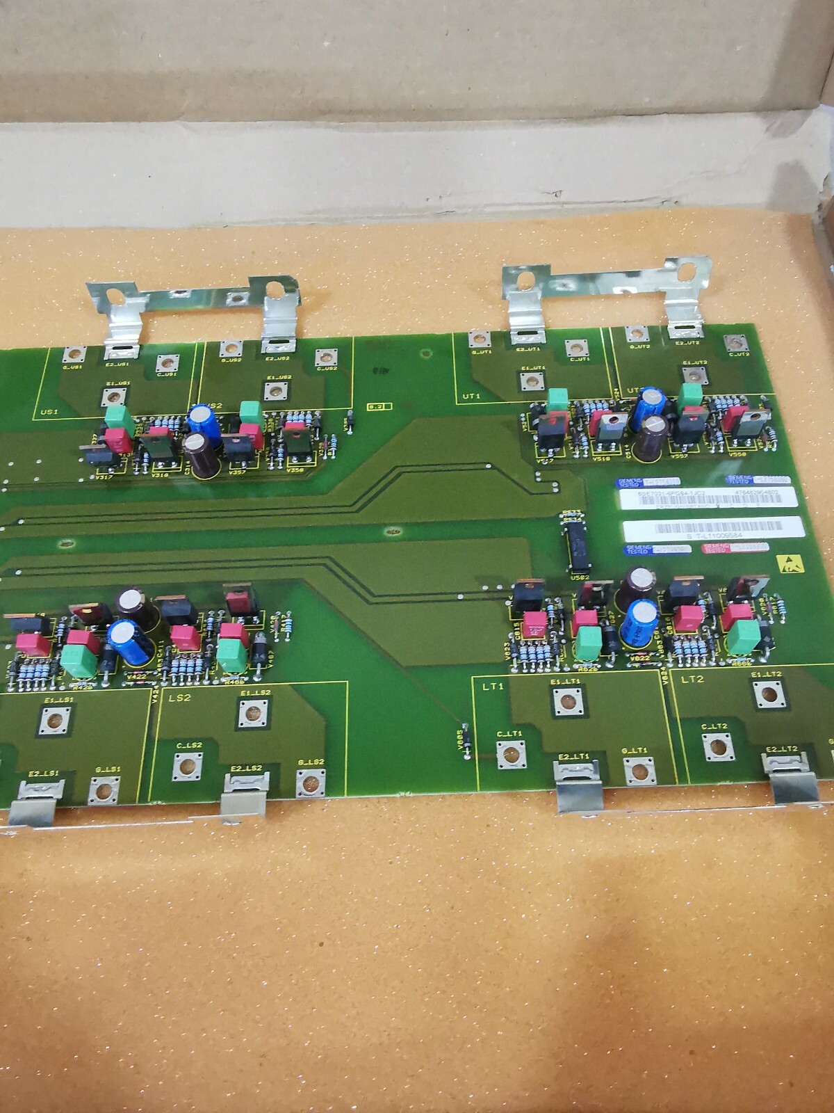 Siemens 6SE7031-6FG84-1 JC2 SIEMENS 6SE7031-6FG84-1 JC2 INVERTER ACCESSORIES TESTED 6