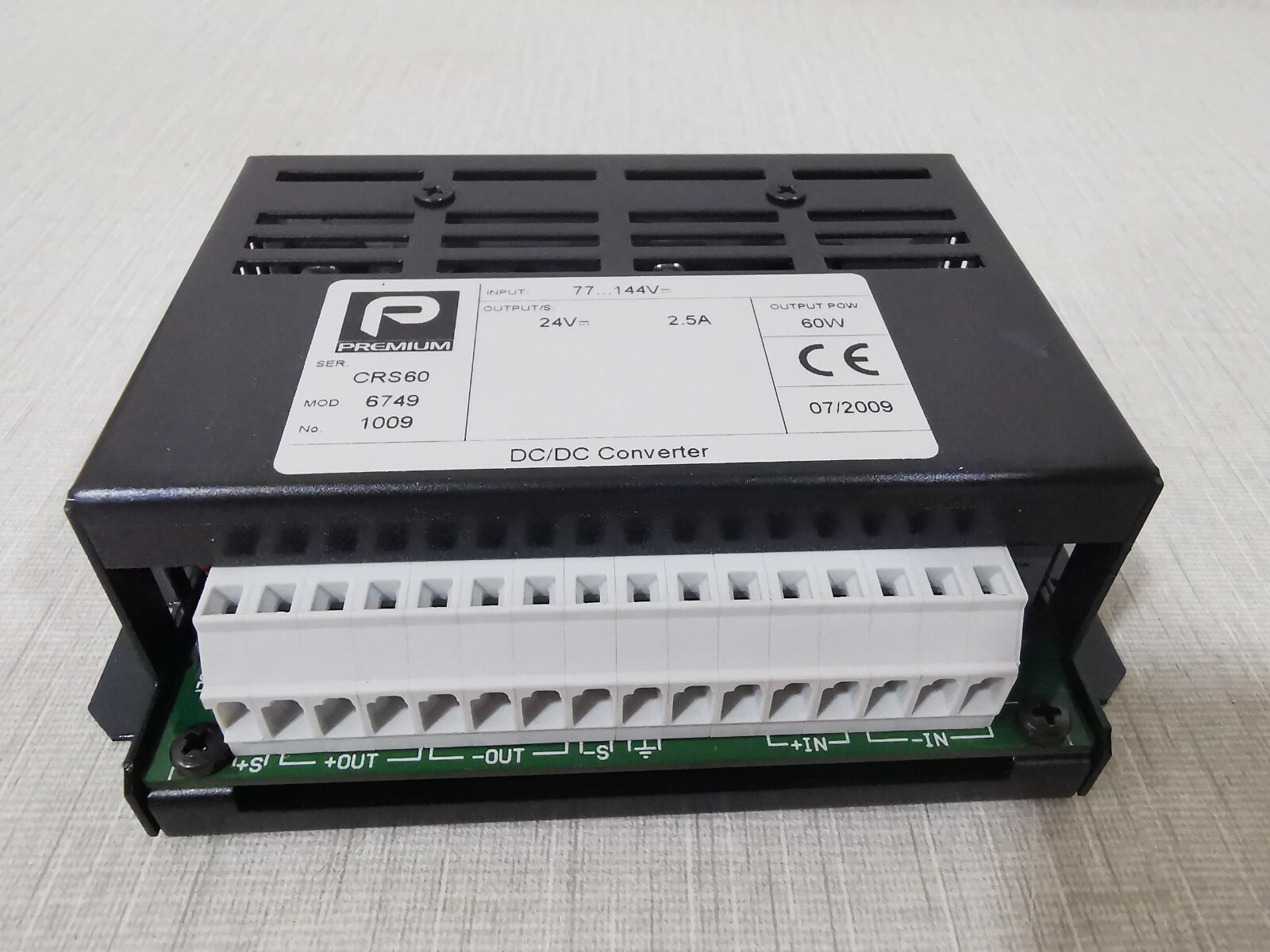 PREMIUM CRS60 PREMIUM CRS60 Series 6749 DC/DC Converter 24V 60W 3