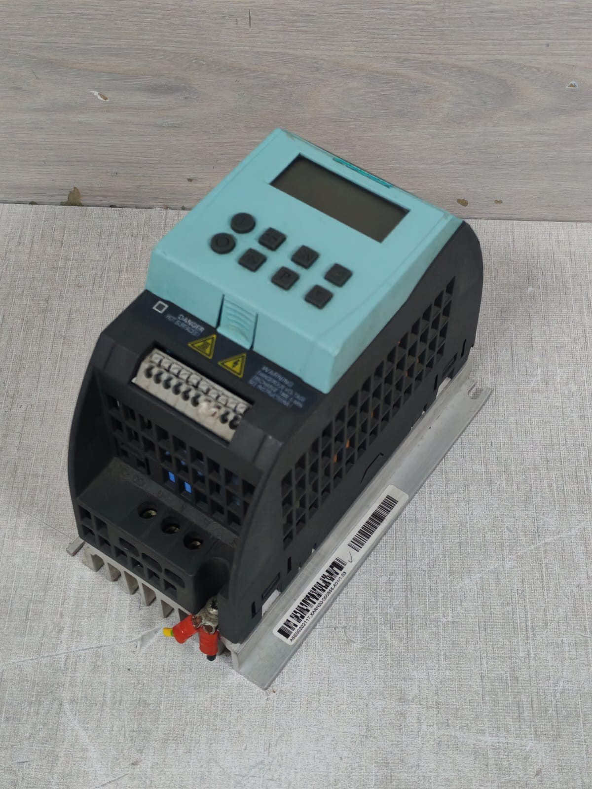 Siemens G110CMP100 USS 6SL3211-0AB11-2BB0 SIEMENS SINAMICS G110CMP100 USS 6SL3211-0AB11-2BB0 200-240V 6