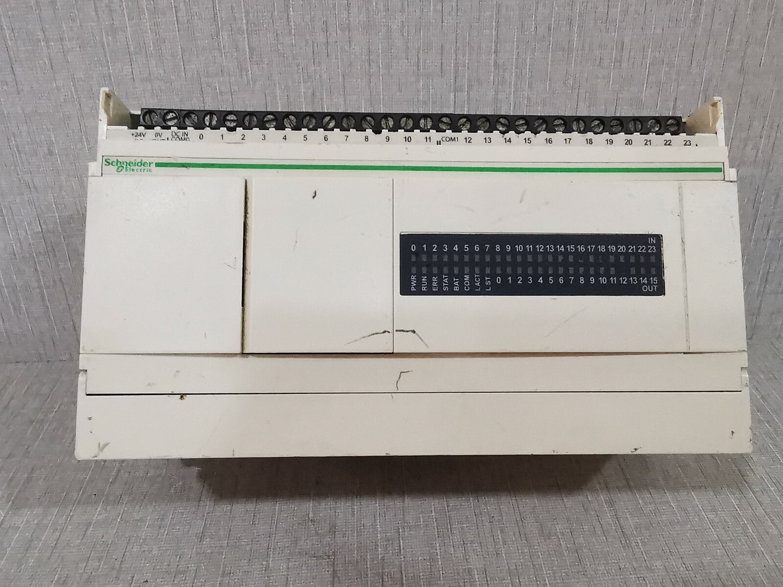 Schneider Electric TWDLCAE40DRF Schneider Electric Twido TWDLCAE40DRF Compact Base Controller 2