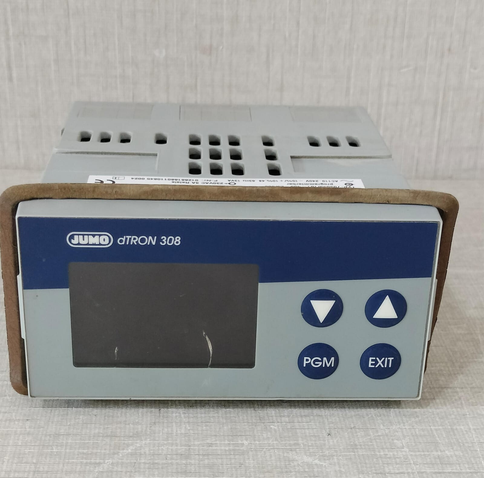 JUMO 703043/181-400-23/000 JUMO dTRON 308 Thermostat Compact Controller 703043/181-400-23/000 6