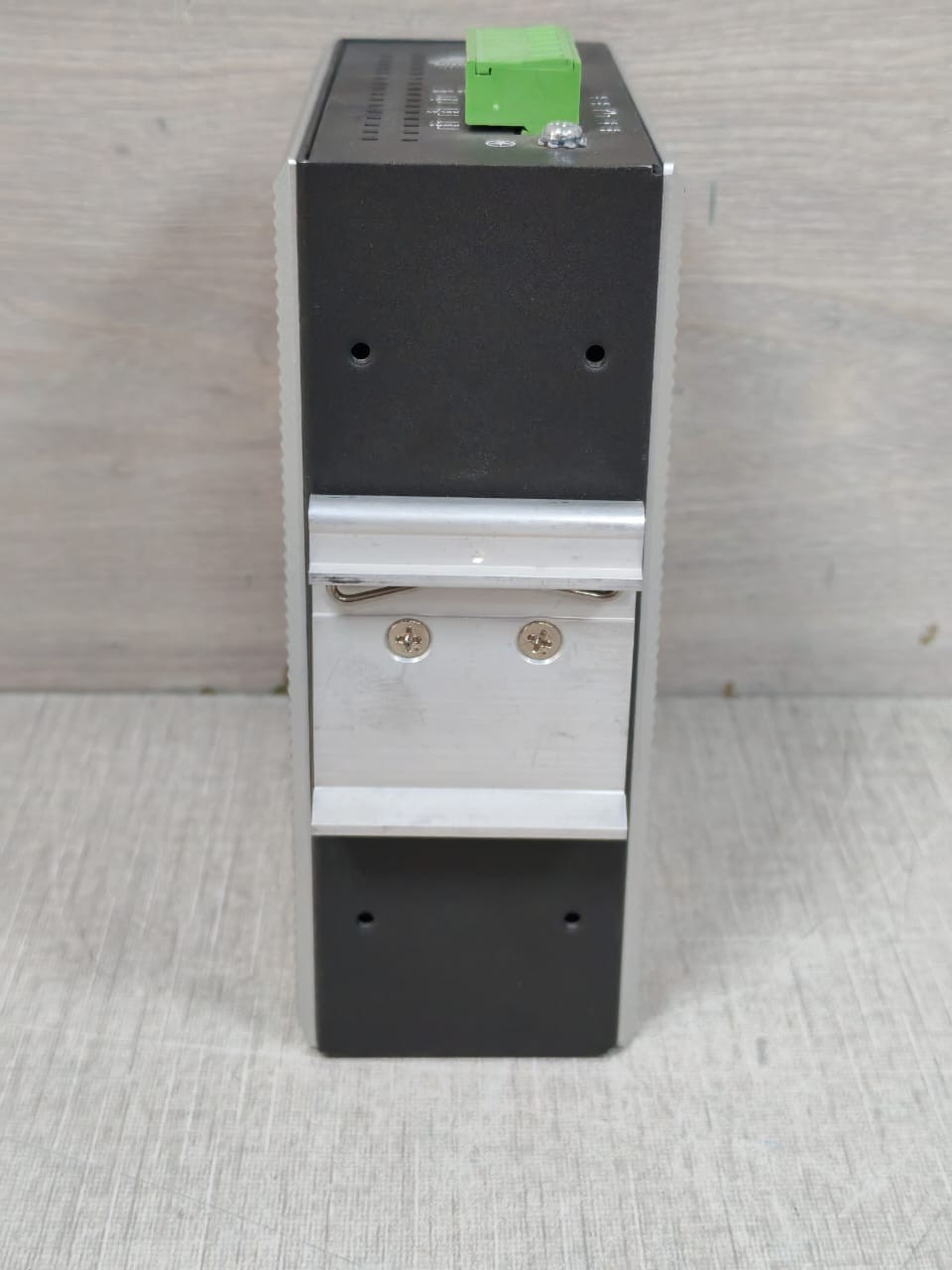 MOXA P/N 1201000001000 REV.1.0 MOXA EtherDevice Switch EDS-405A-SS-SC P/N 1201000001000 REV.1.0-W/O DATA CABLE 9