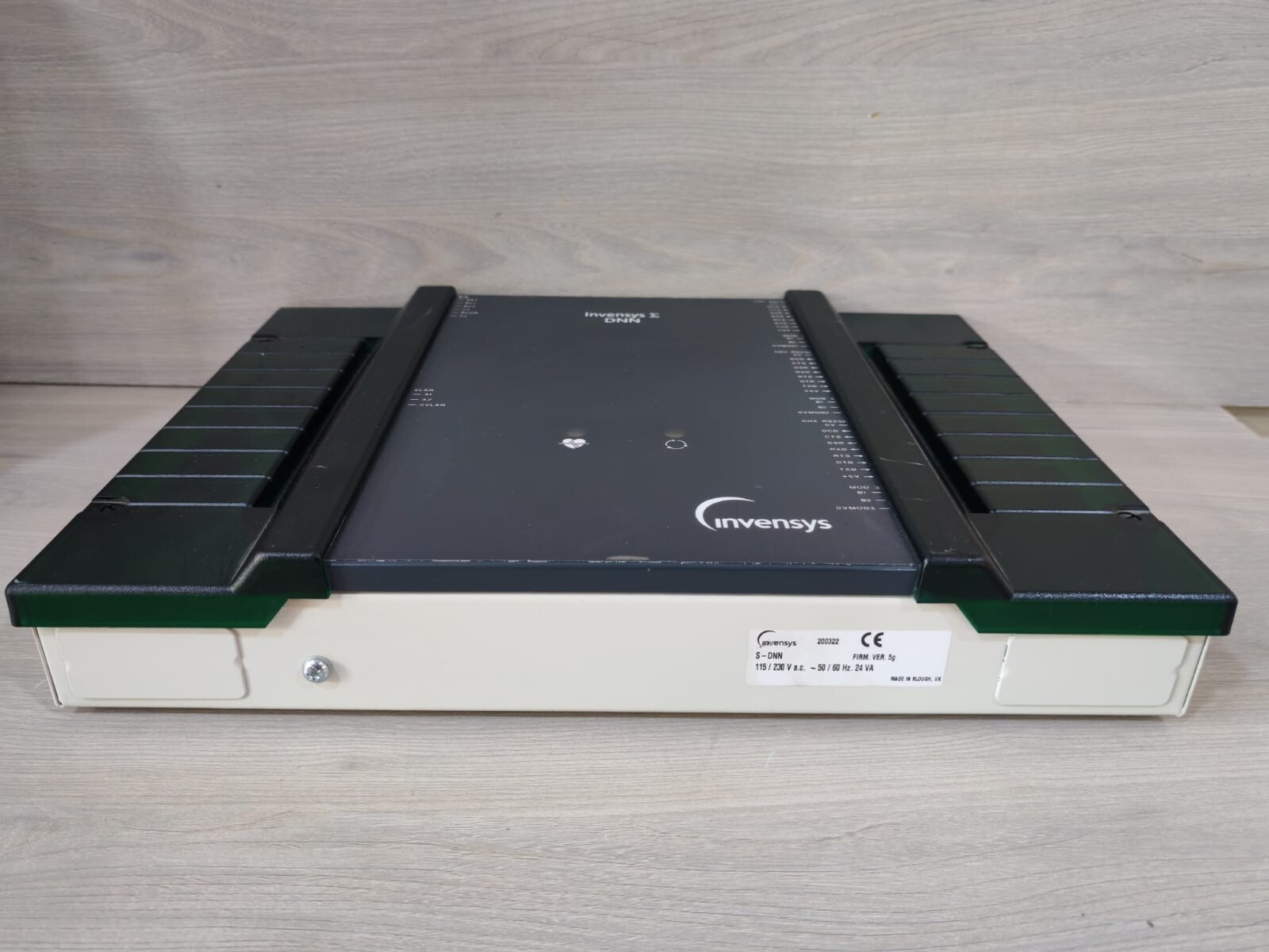 Invensys S-DNN INVENSYS DNN S-DNN F/W 5G 115-230VAC 50-60Hz 7