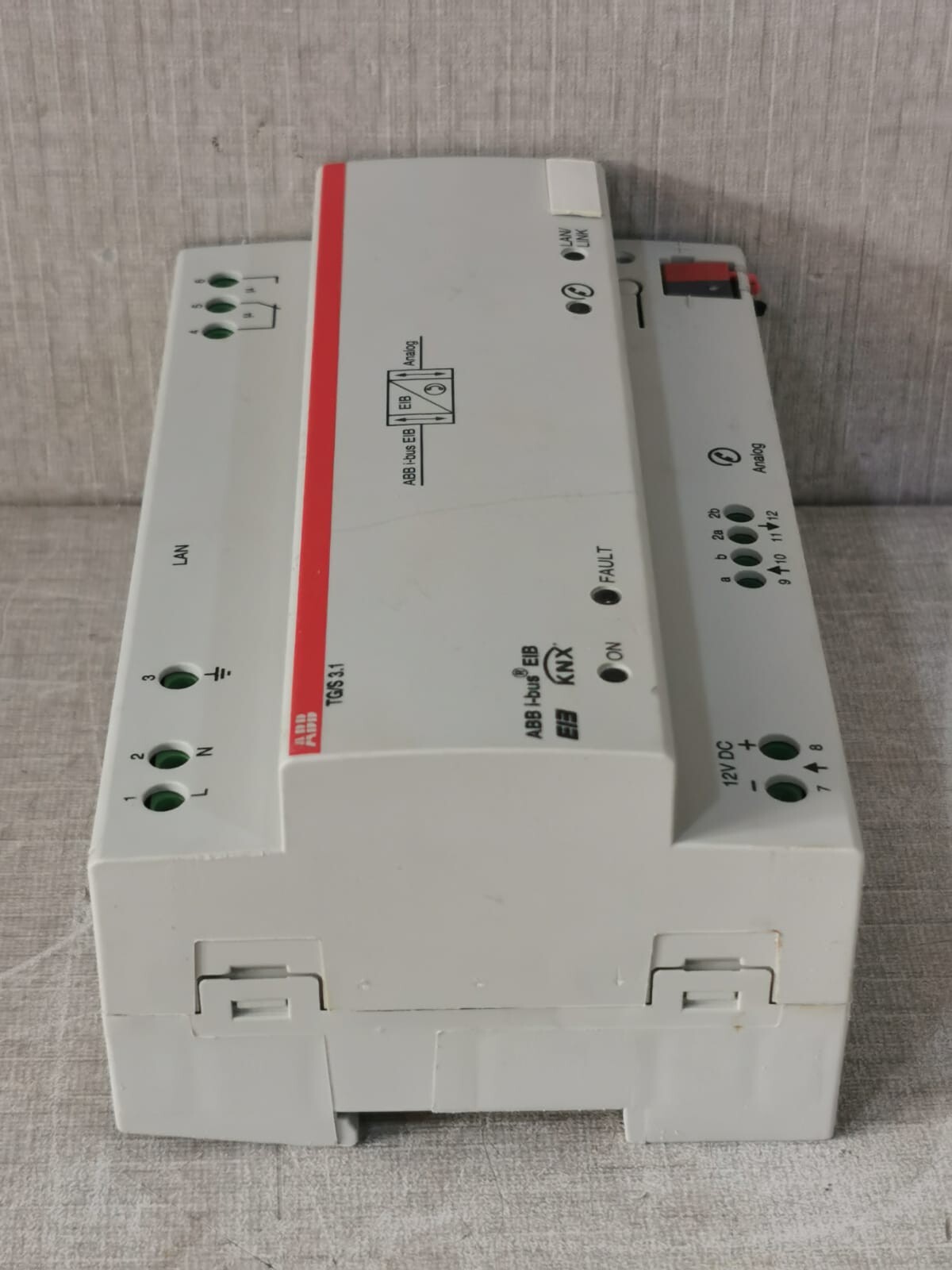 ABB GH Q631 0083 R0111 ABB TG/S 3.1 Telefon-Gateway Analog GH Q631 0083 R0111 5
