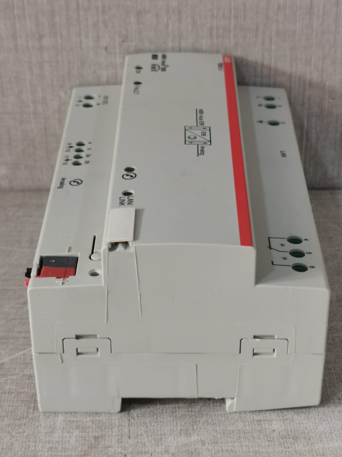 ABB GH Q631 0083 R0111 ABB TG/S 3.1 Telefon-Gateway Analog GH Q631 0083 R0111 6