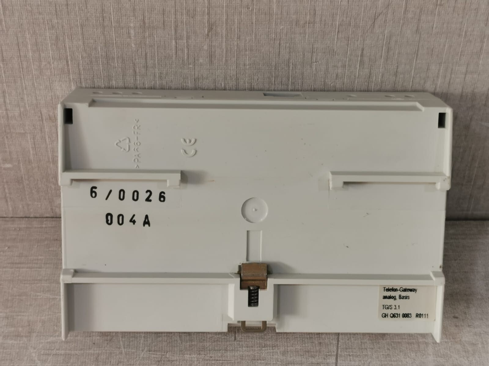 ABB GH Q631 0083 R0111 ABB TG/S 3.1 Telefon-Gateway Analog GH Q631 0083 R0111 8