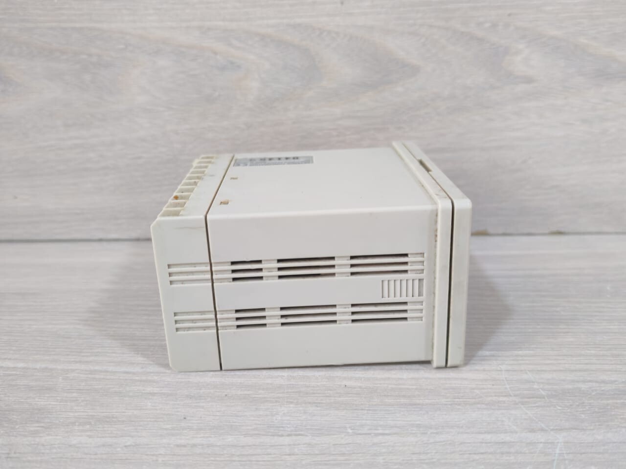 KEYENCE EX-V02 KEYENCE EX-V02 Inductive Displacement Controller 6