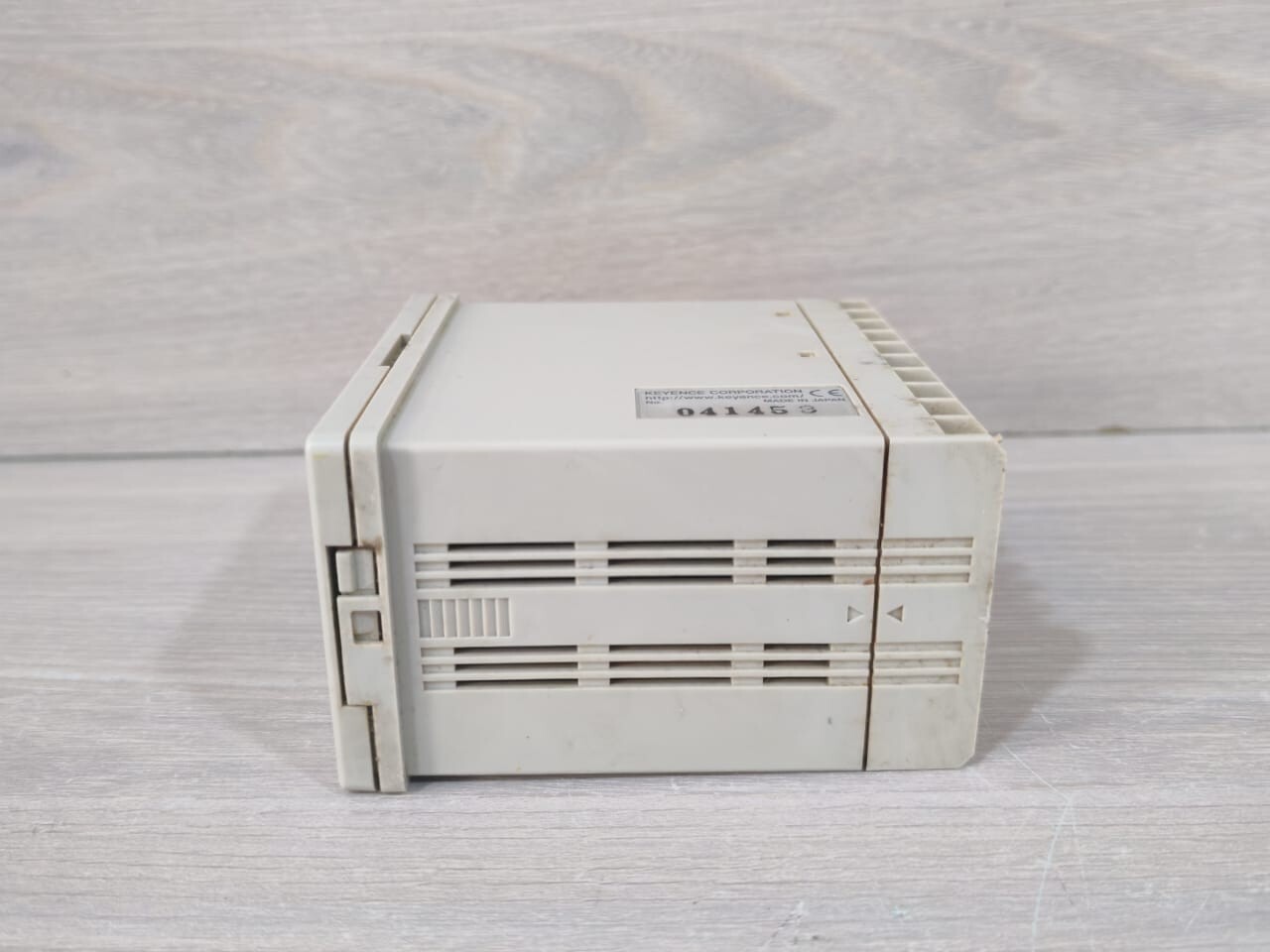 KEYENCE EX-V02 KEYENCE EX-V02 Inductive Displacement Controller 7