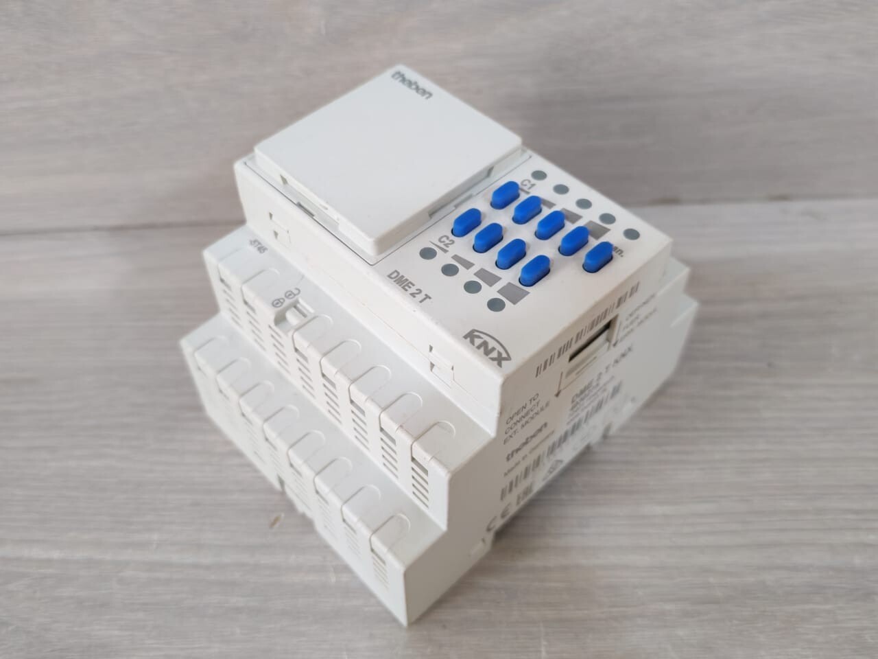 Theben 4930275 Theben DME 2T KNX Actuator 4930275 9