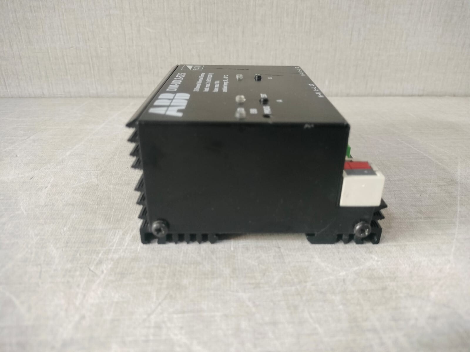 ABB ABB DIM-UD 2-575 / 2 ABB DIM-UD 2-575 / 2- Channel Universal Dimmer 2X575 W 230V 10A - TRIED & TESTED 6