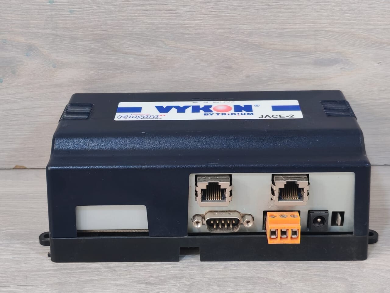 VYKON JACE-2 VYKON BY TRIDIUM JACE-2 CONTROLLER POWERED BY NIAGARA-TRIED & TESTED 4