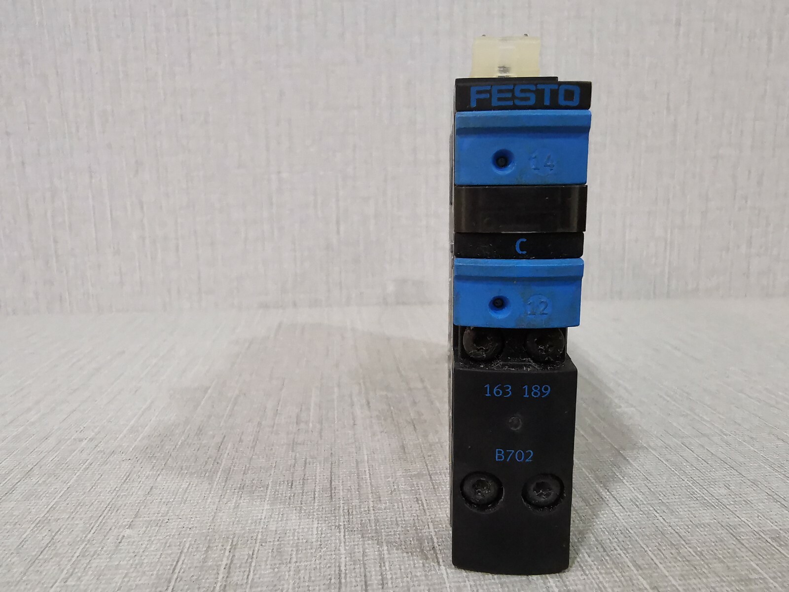 FESTO MSEB-3-24V DC Solenoid Valve 383306 C / B702