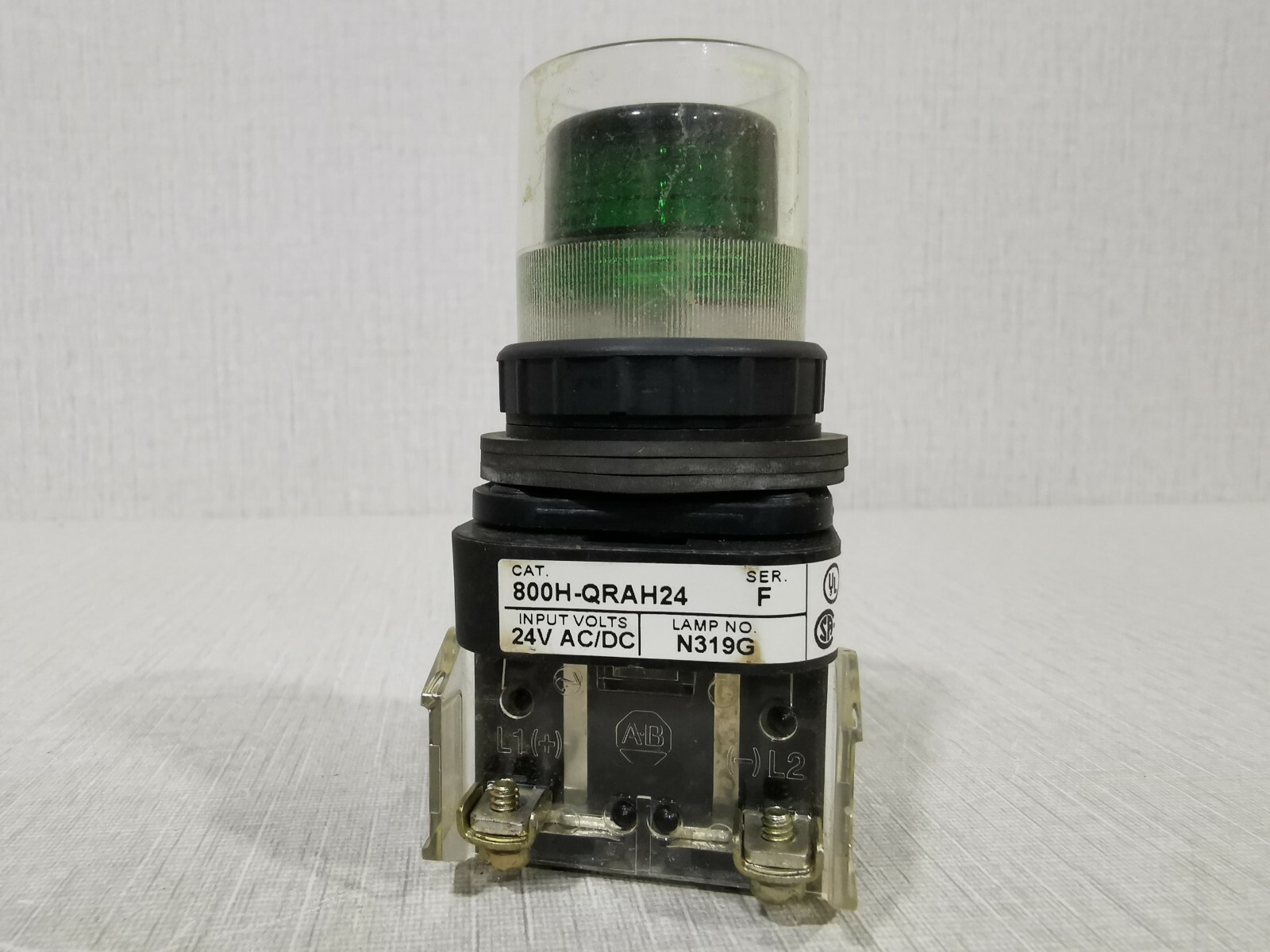 Allen Bradley 800H-QRAH24 PUSH BUTTON