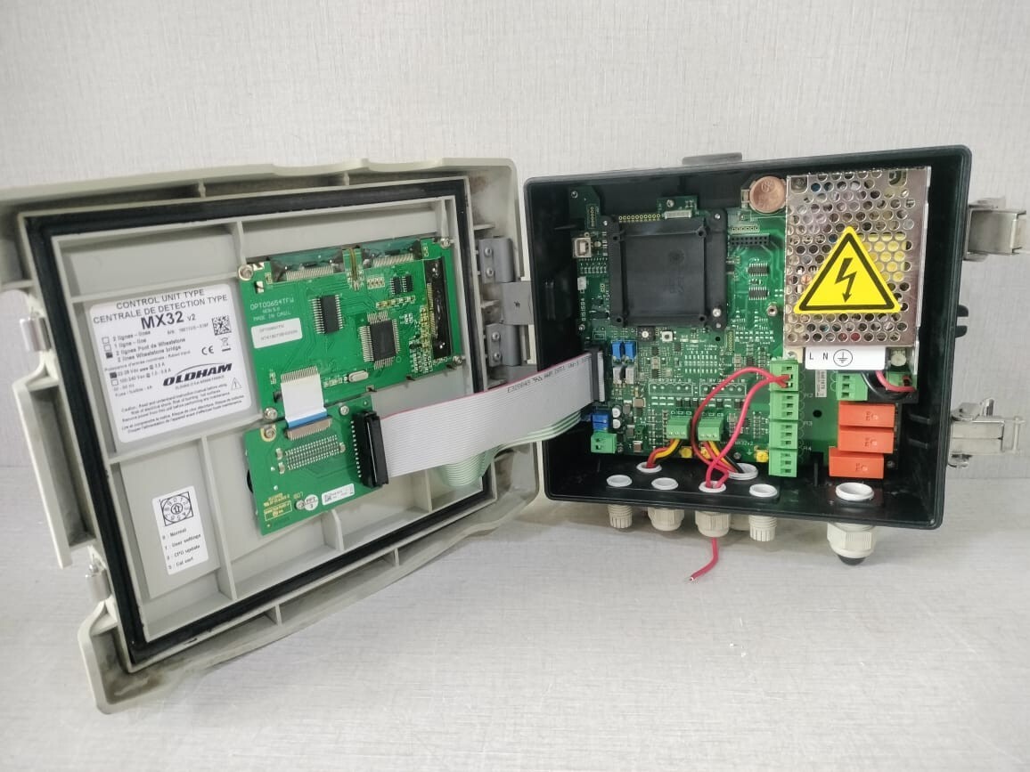 Oldham TYPE-22 OLDHAM MX32 GAS CONTROL UNIT TYPE 22-28VDC 3,5A 6