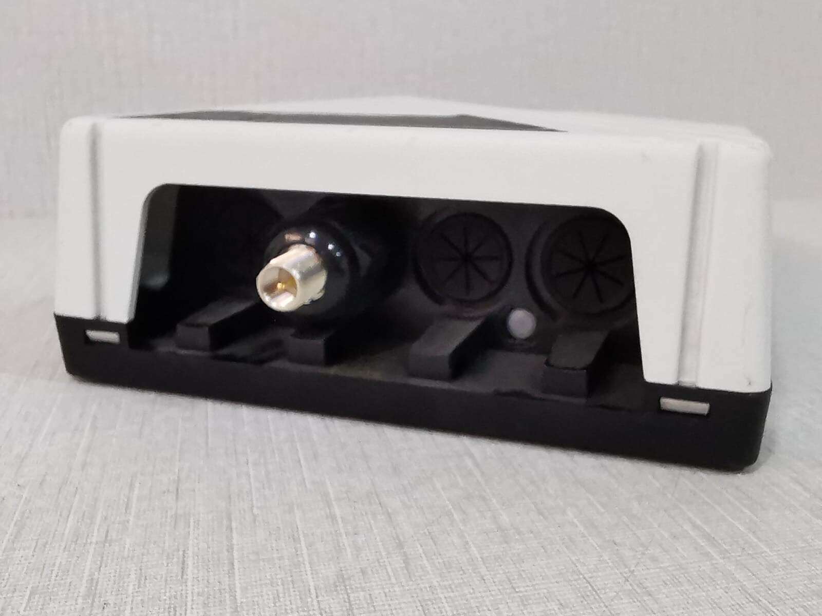 Schneider Electric EMS58236 Schneider Electric EMS58236 Easergy G2SF-915-2 4