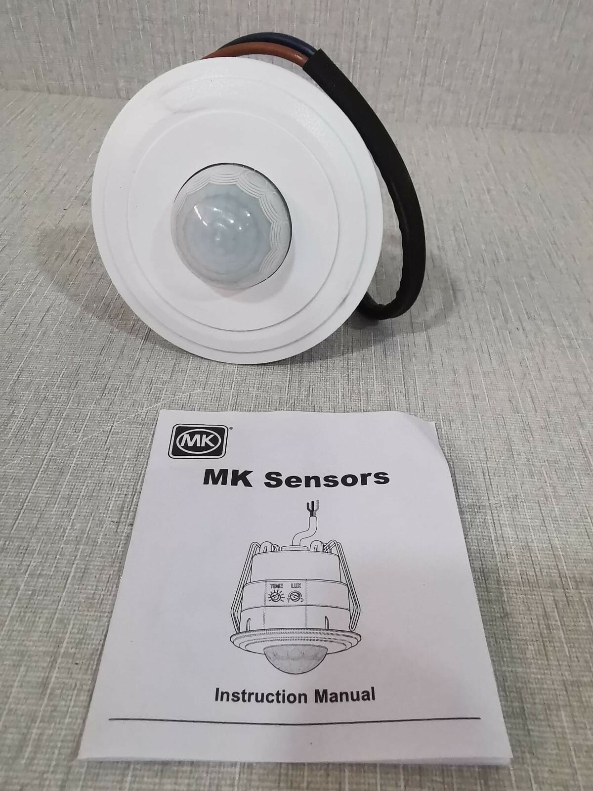 NOVAR ED&S FEV1748R NOVAR ED&S 52766PL Rev.B 360 Ceiling Mount PIR Sensor FEV1748R 4