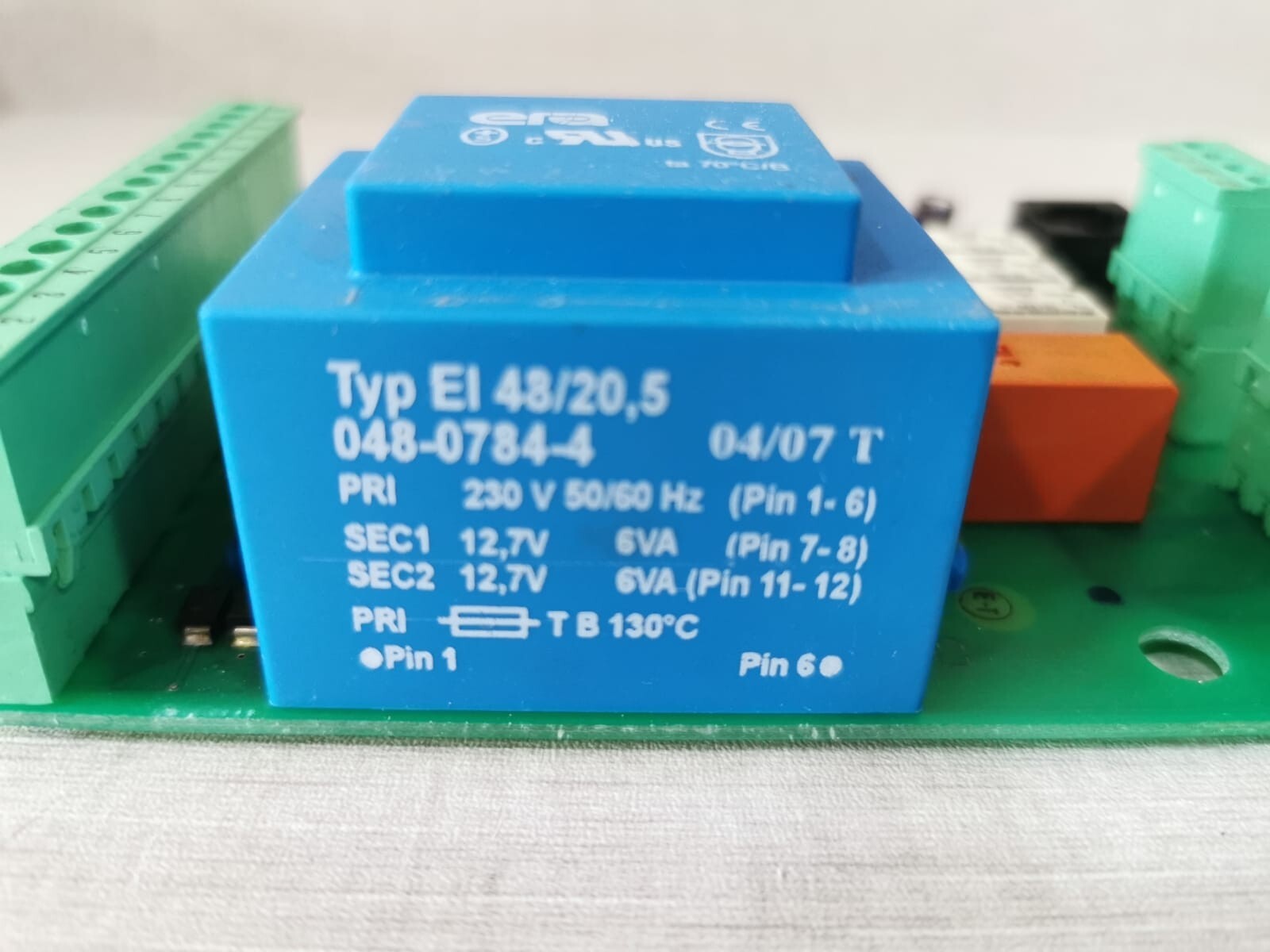 Siemens RXC22.1/00022 SIEMENS RXC22.1/00022 Room controller for fan coils - ONLY MOTHER BOARD 7