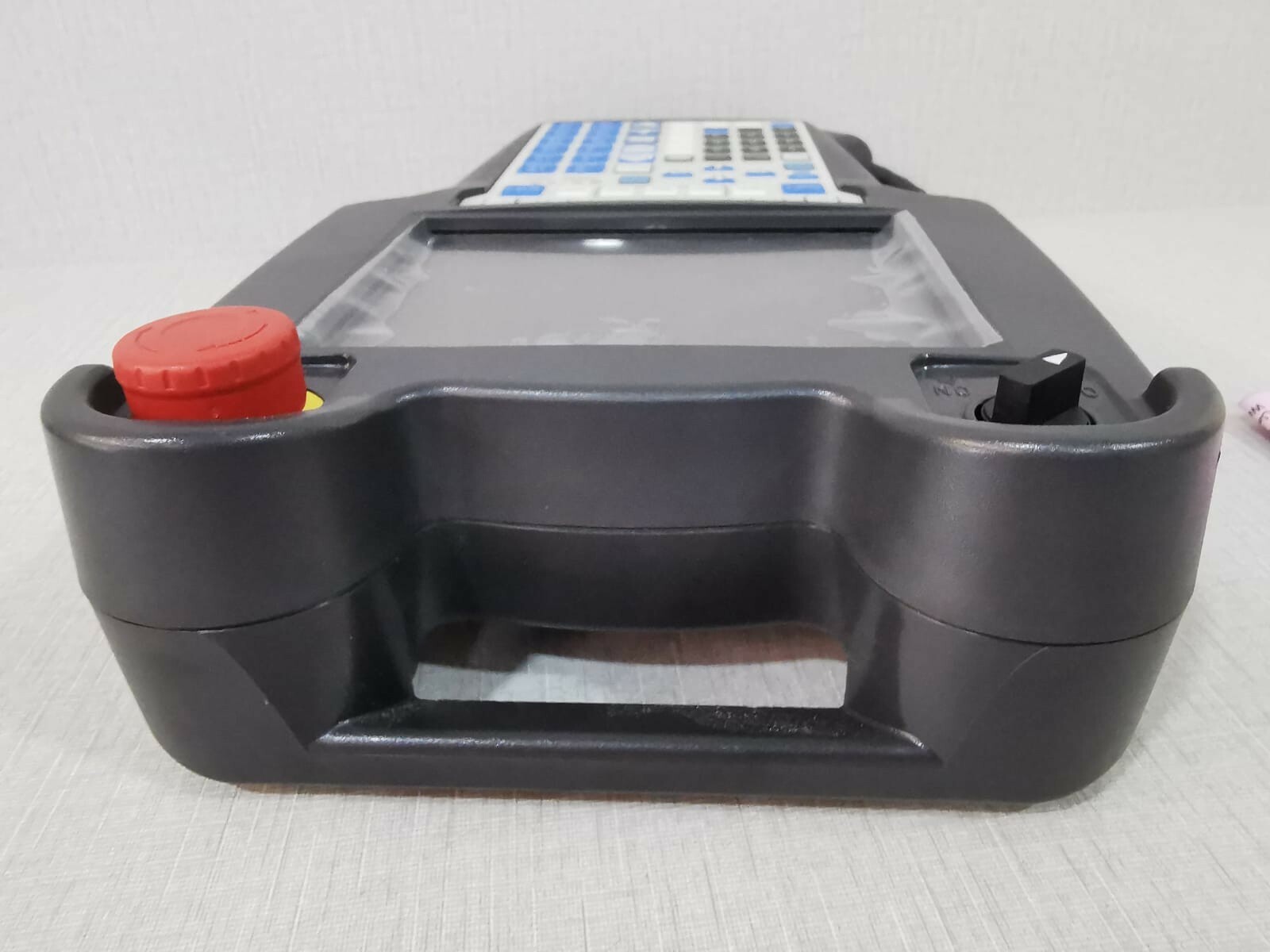 FANUC A05B-2518-C202#EGN FANUC A05B-2518-C202#EGN I PENDANT 3