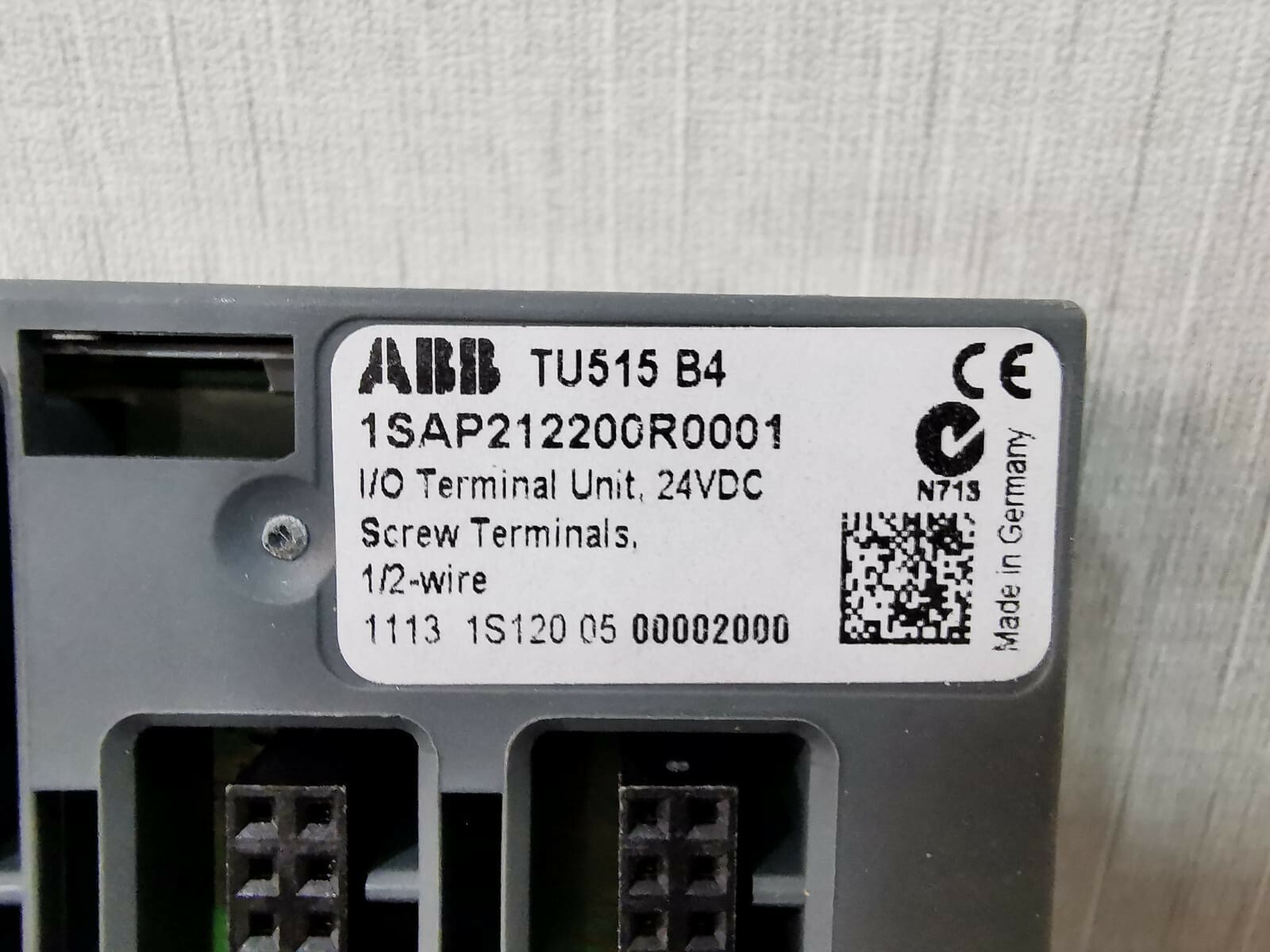ABB 1SAP212200R0001 ABB TU515 B4 1SAP212200R0001 I/O TERMINAL UNIT 6