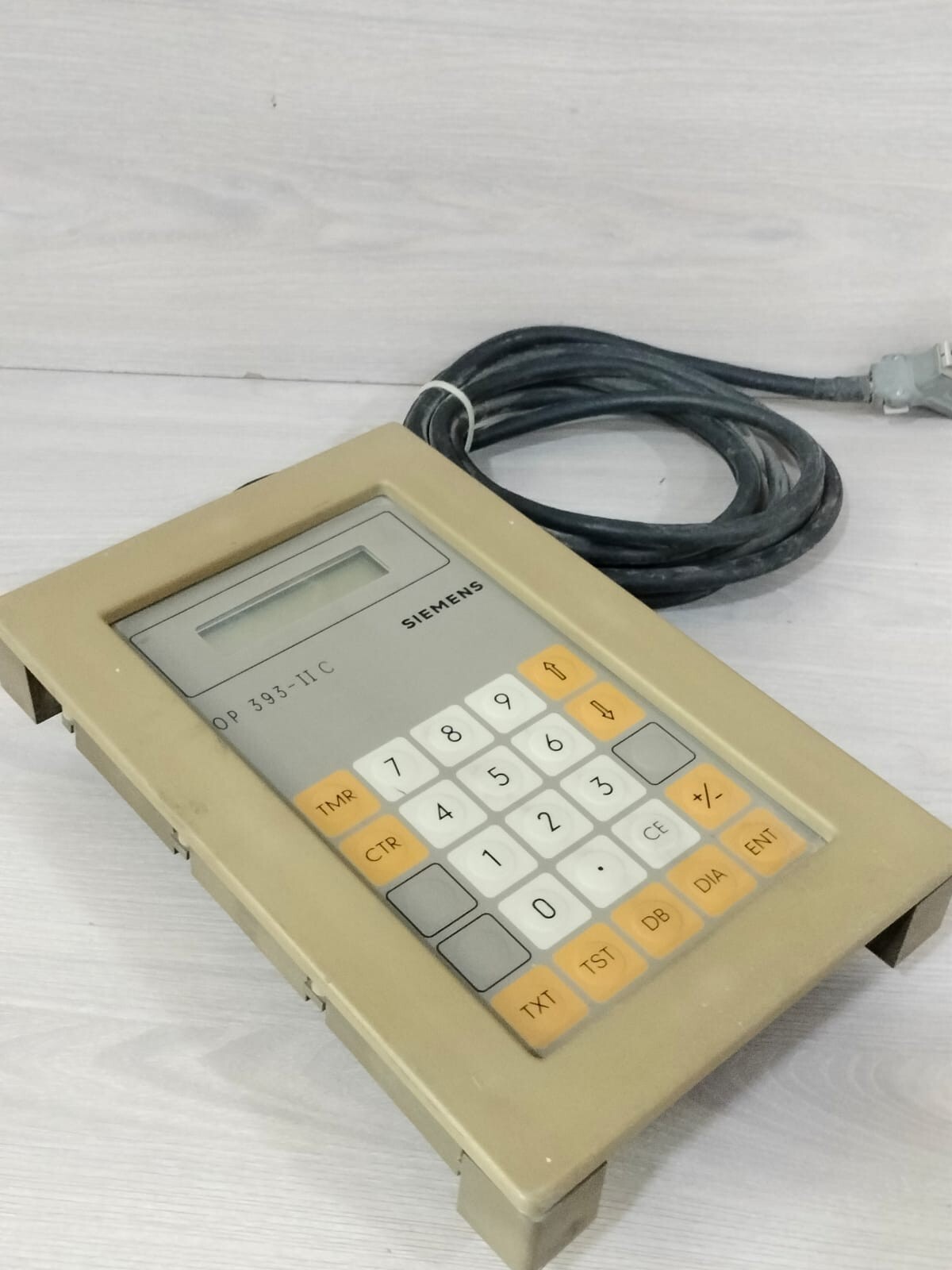 Siemens 6ES5 393-OUA13 SIEMENS OP 393 II-C OPERATOR PANEL 6ES5 393-OUA13 2