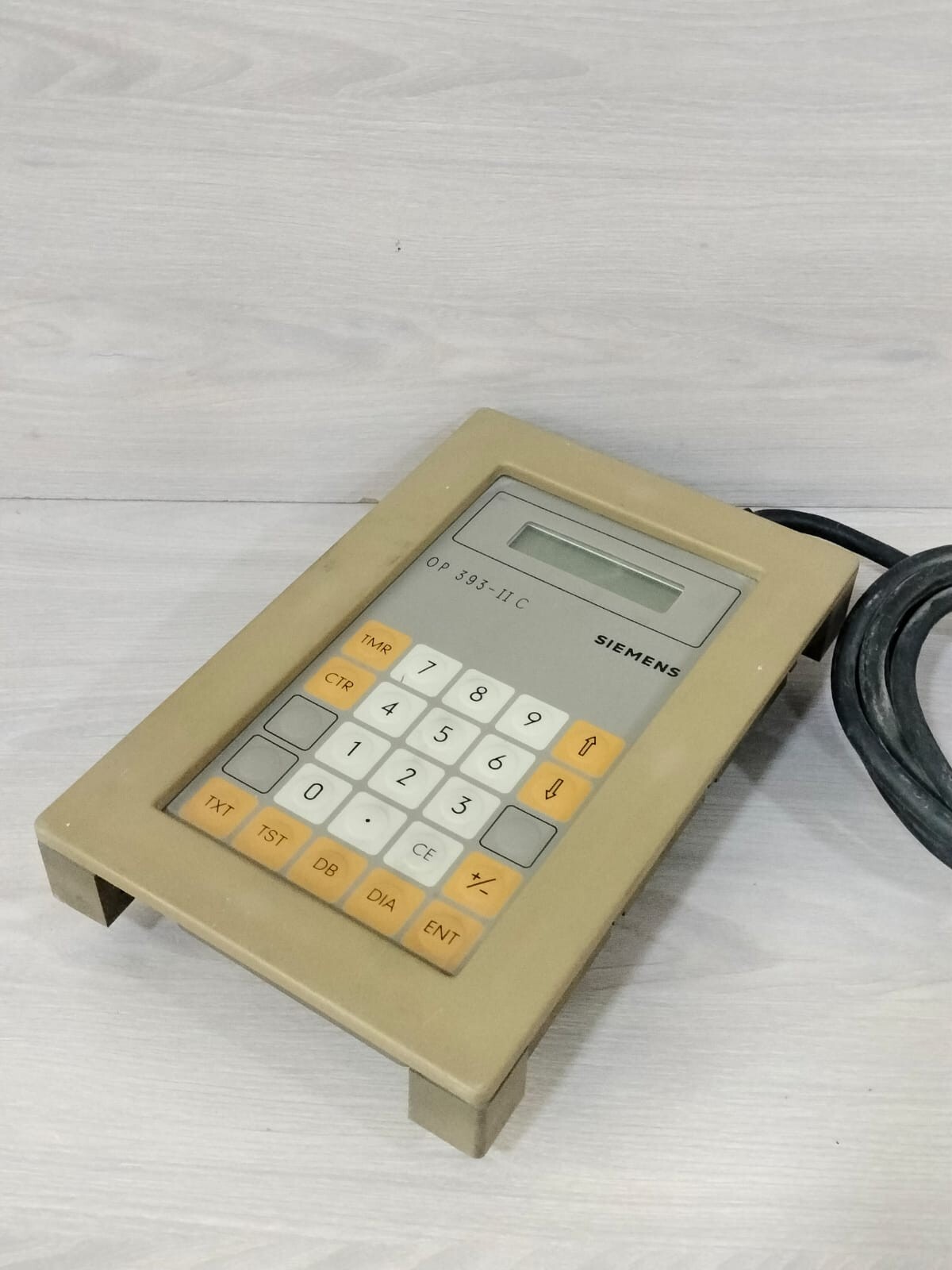 Siemens 6ES5 393-OUA13 SIEMENS OP 393 II-C OPERATOR PANEL 6ES5 393-OUA13 3
