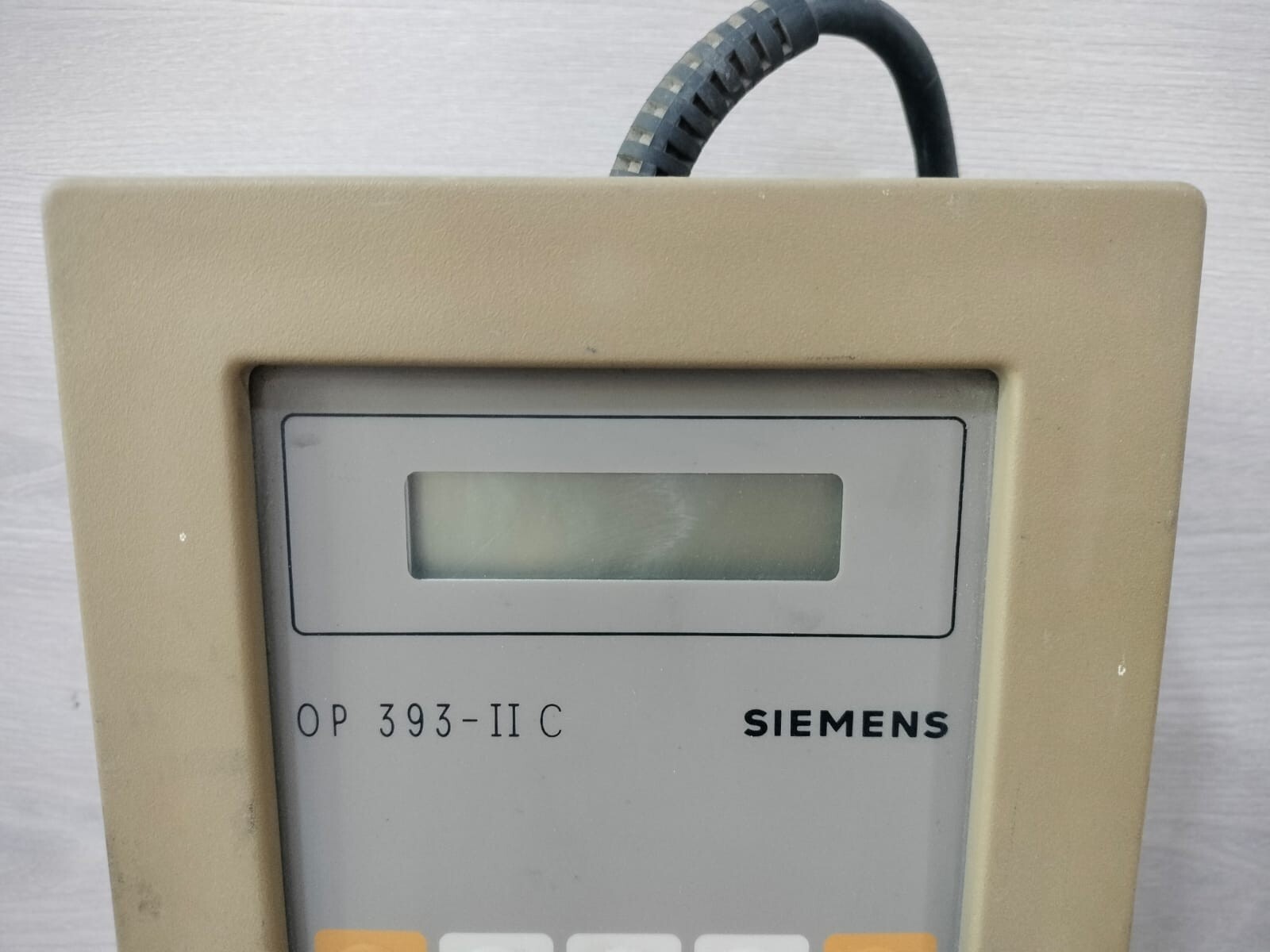 Siemens 6ES5 393-OUA13 SIEMENS OP 393 II-C OPERATOR PANEL 6ES5 393-OUA13 4