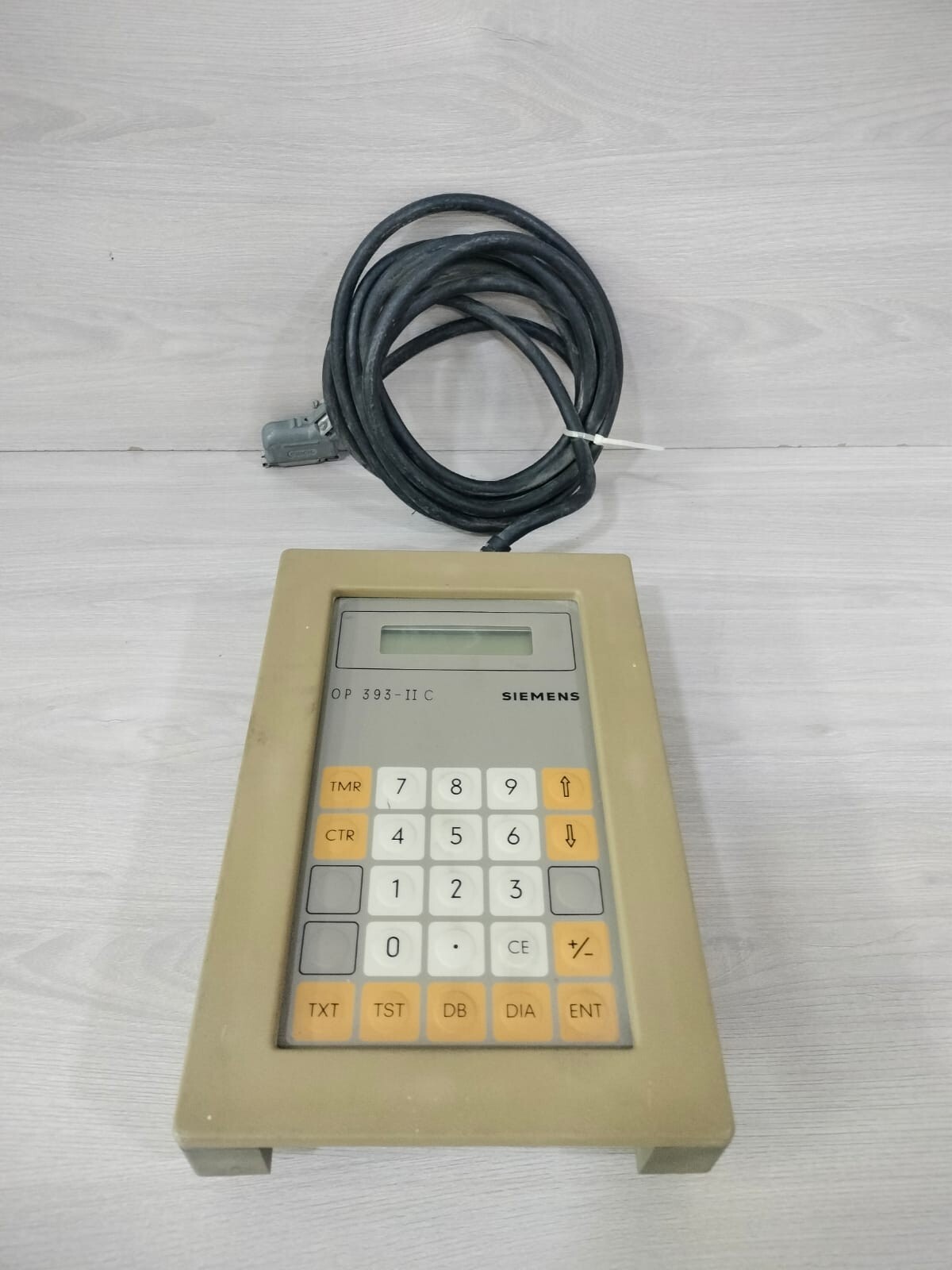 Siemens 6ES5 393-OUA13 SIEMENS OP 393 II-C OPERATOR PANEL 6ES5 393-OUA13 7