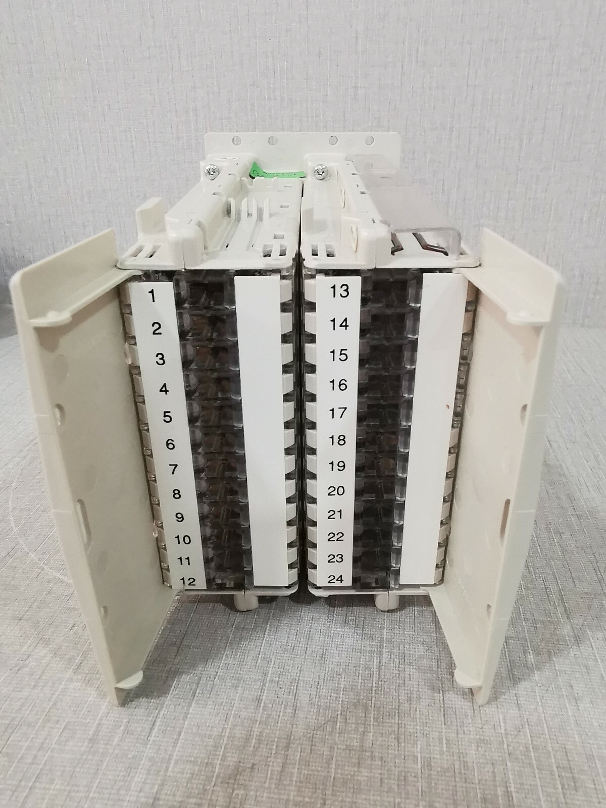 ABB RTXP 24 RK 926 315-BR ABB RTXP 24 RK 926 315-BR Plc Input Module 4