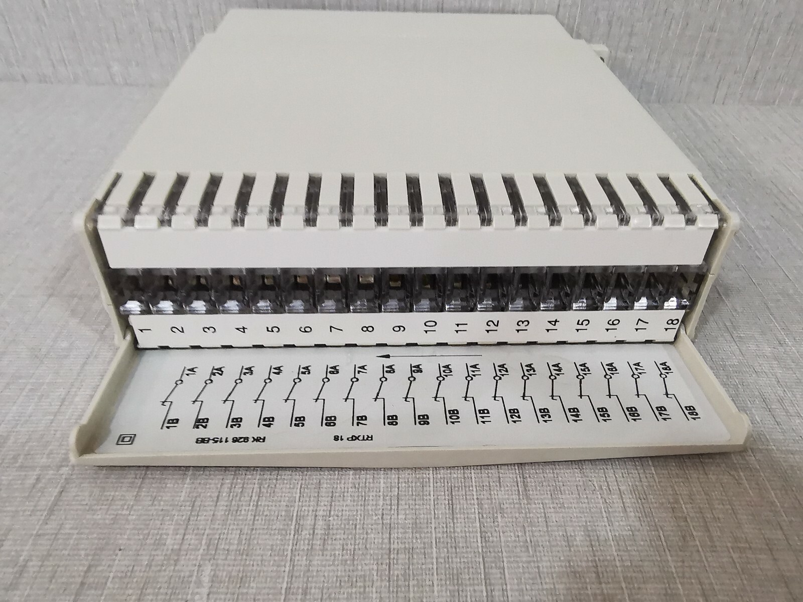 ABB RK 926 115-BB ABB RK 926 115-BB TEST SWITCH 3