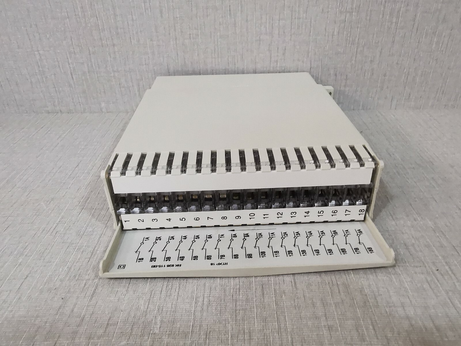 ABB RK 926 115-BB ABB RK 926 115-BB TEST SWITCH 5