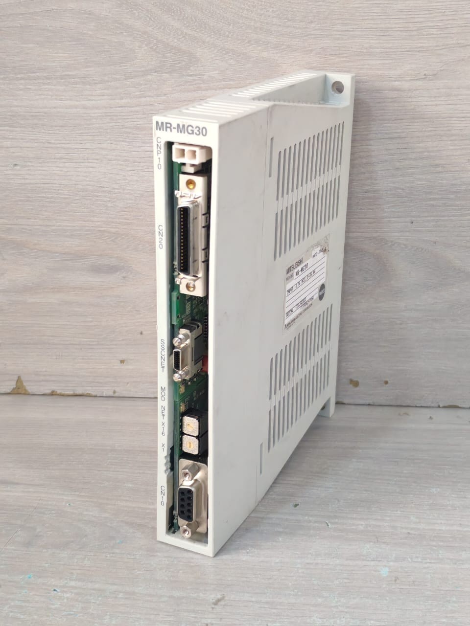 Mitsubishi Electric MR-MG30 MITSUBISHI MR-MG30 SERVO DRIVE 4V 4