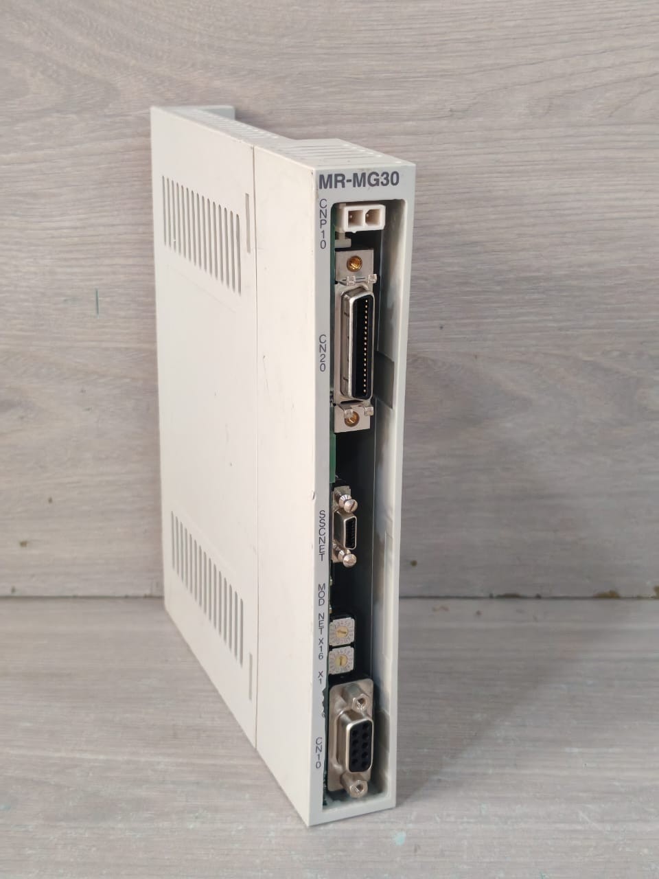Mitsubishi Electric MR-MG30 MITSUBISHI MR-MG30 SERVO DRIVE 4V 5