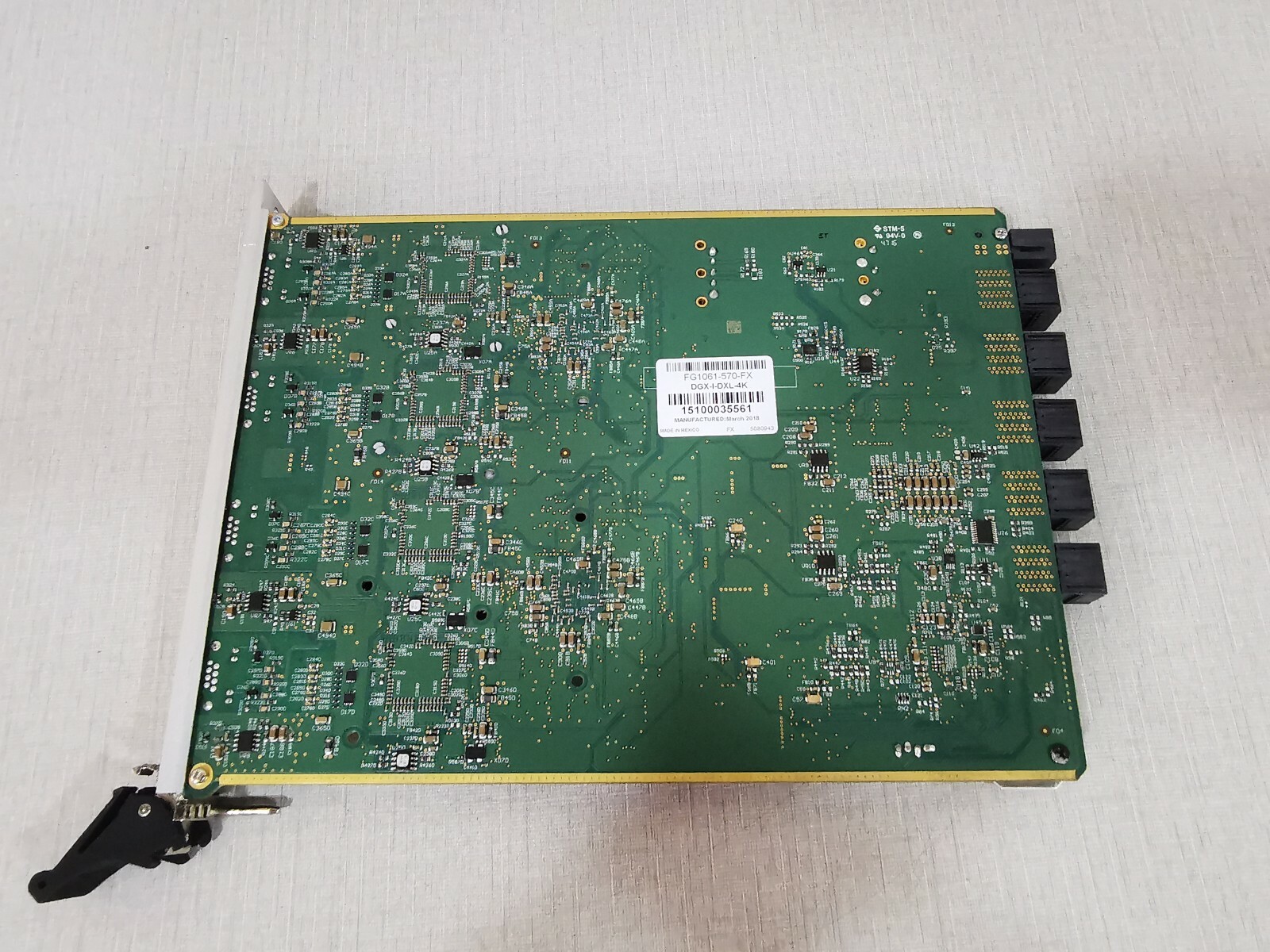 AMX 50-1061-57 AMX 50-1061-57 REV A ENOVA DGX DXLink 4k Input 6